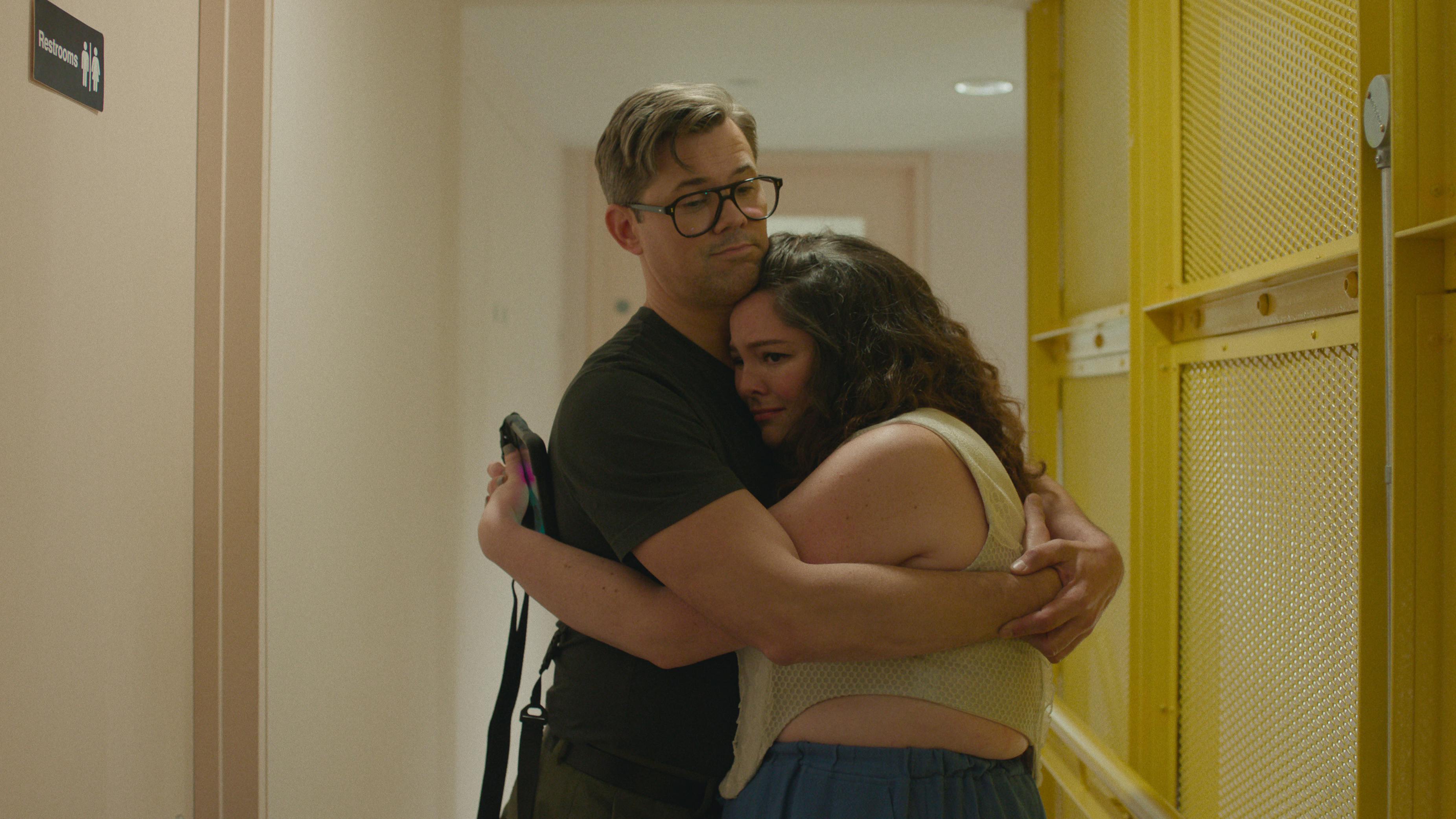 andrew rannells megan statler too much anmeldelse