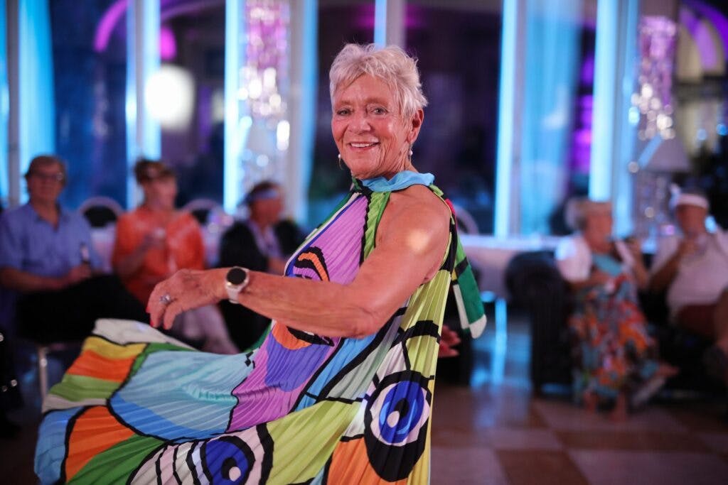 78-årige Kirsten fra Skødstrup fortæller modigt om en svær fortid, men hun har fornyet livsgejst.