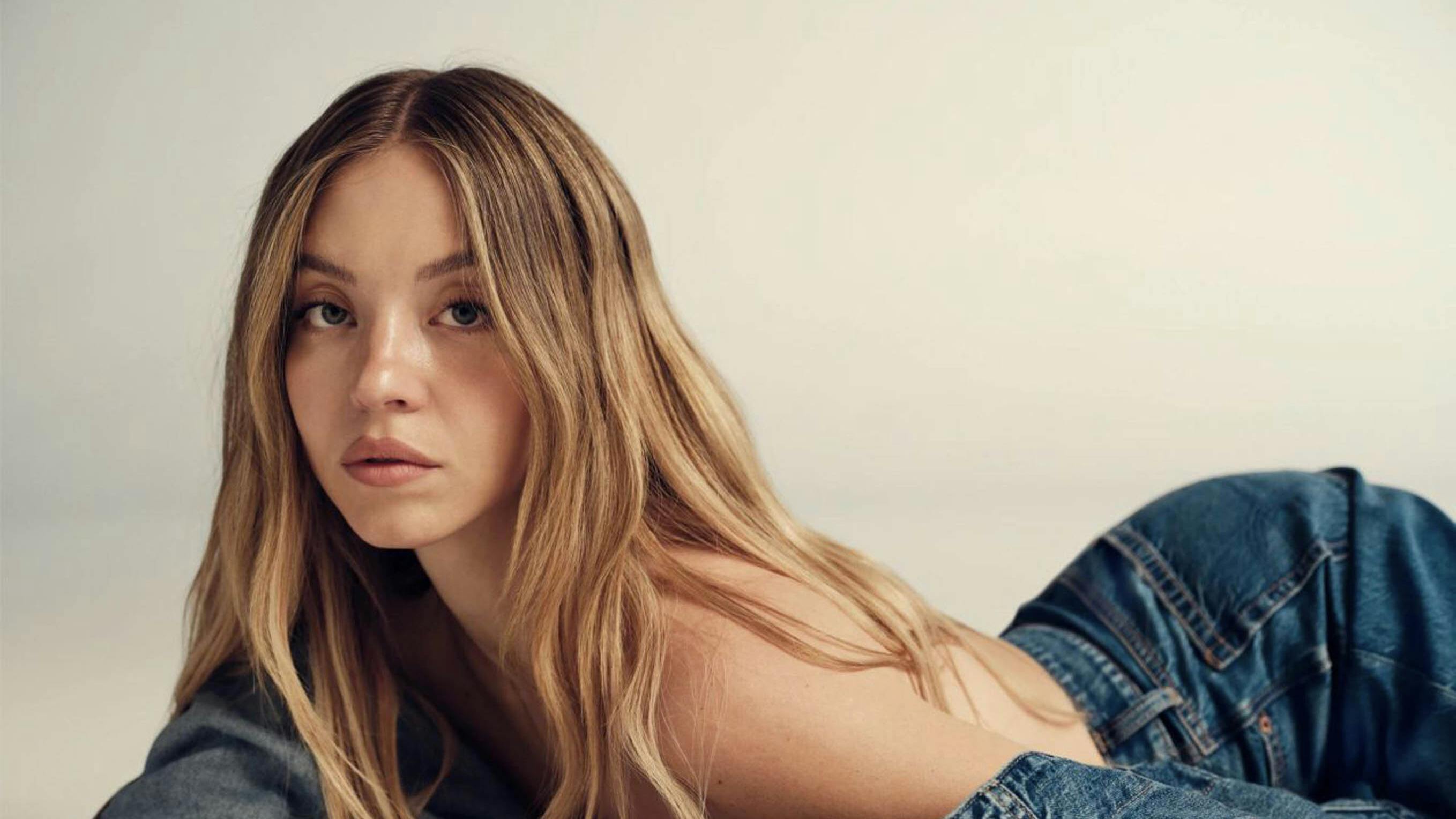 Sydney Sweeney er stjernen i den omdiskuterede jeans-reklame fra det amerikanske mærke American Eagle.