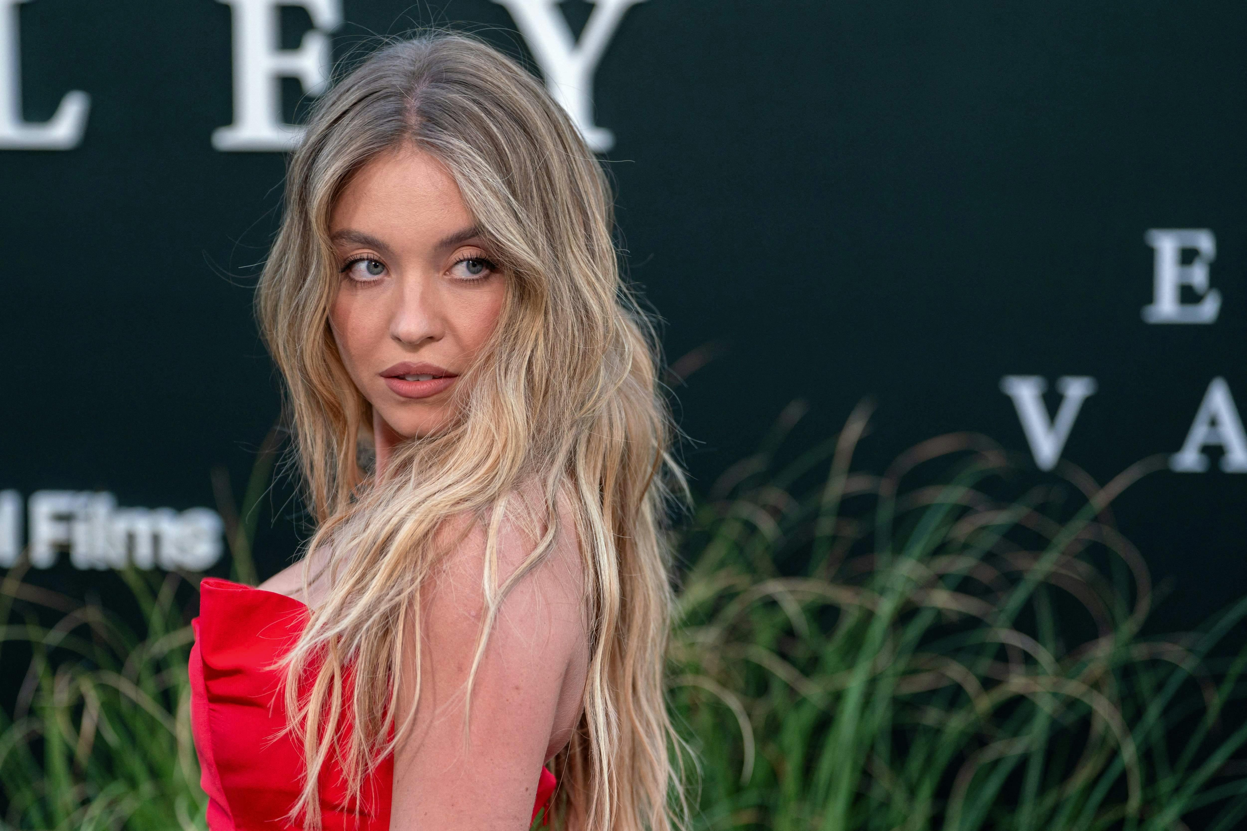 Den 27-årige skuespiller Sydney Sweeney har blandt andet spillet med i ‘Euphoria’ og den første sæson af ‘The White Lotus’.