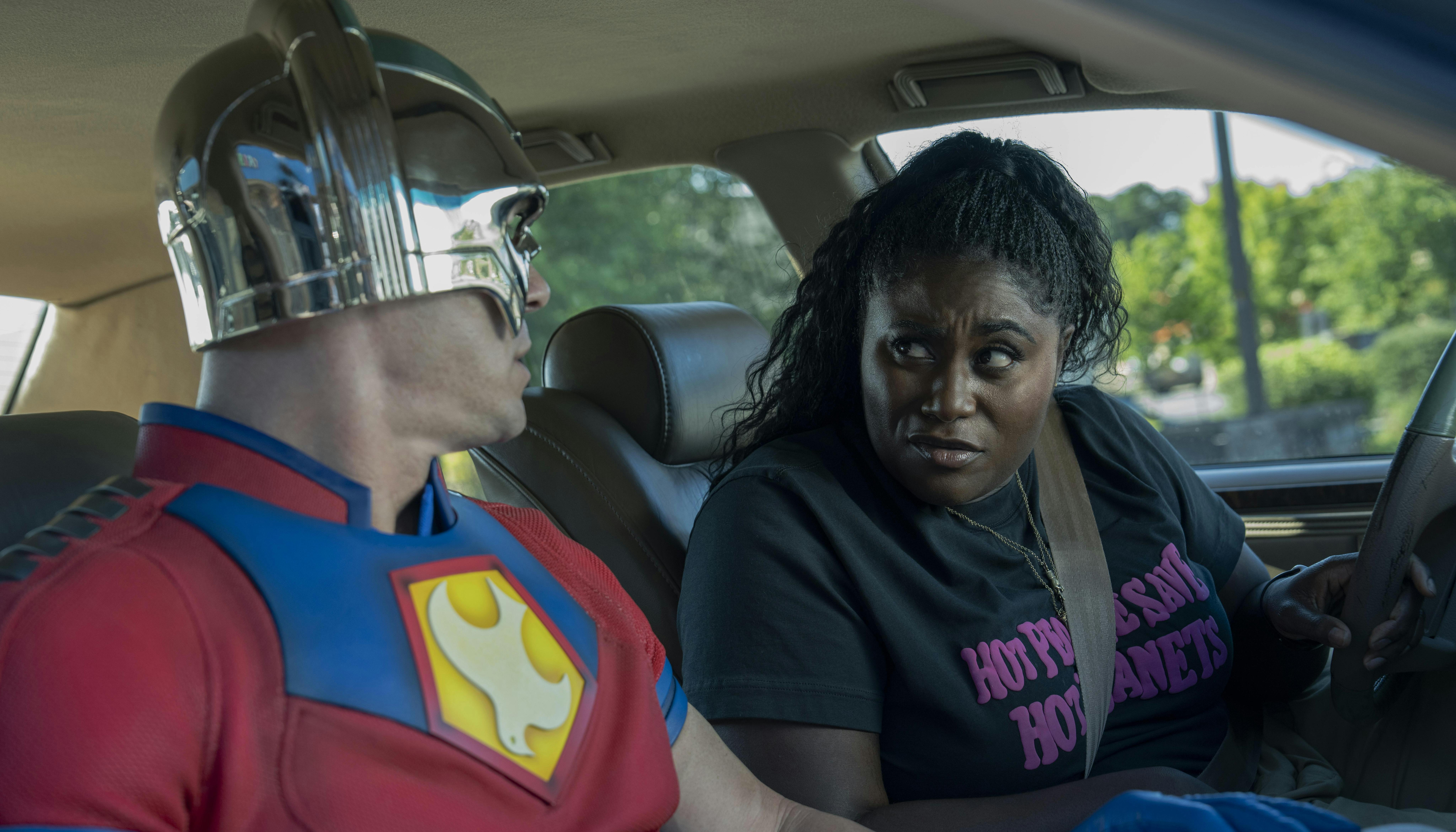 john cena danielle brooks peacemaker sæson 2 anmeldelse