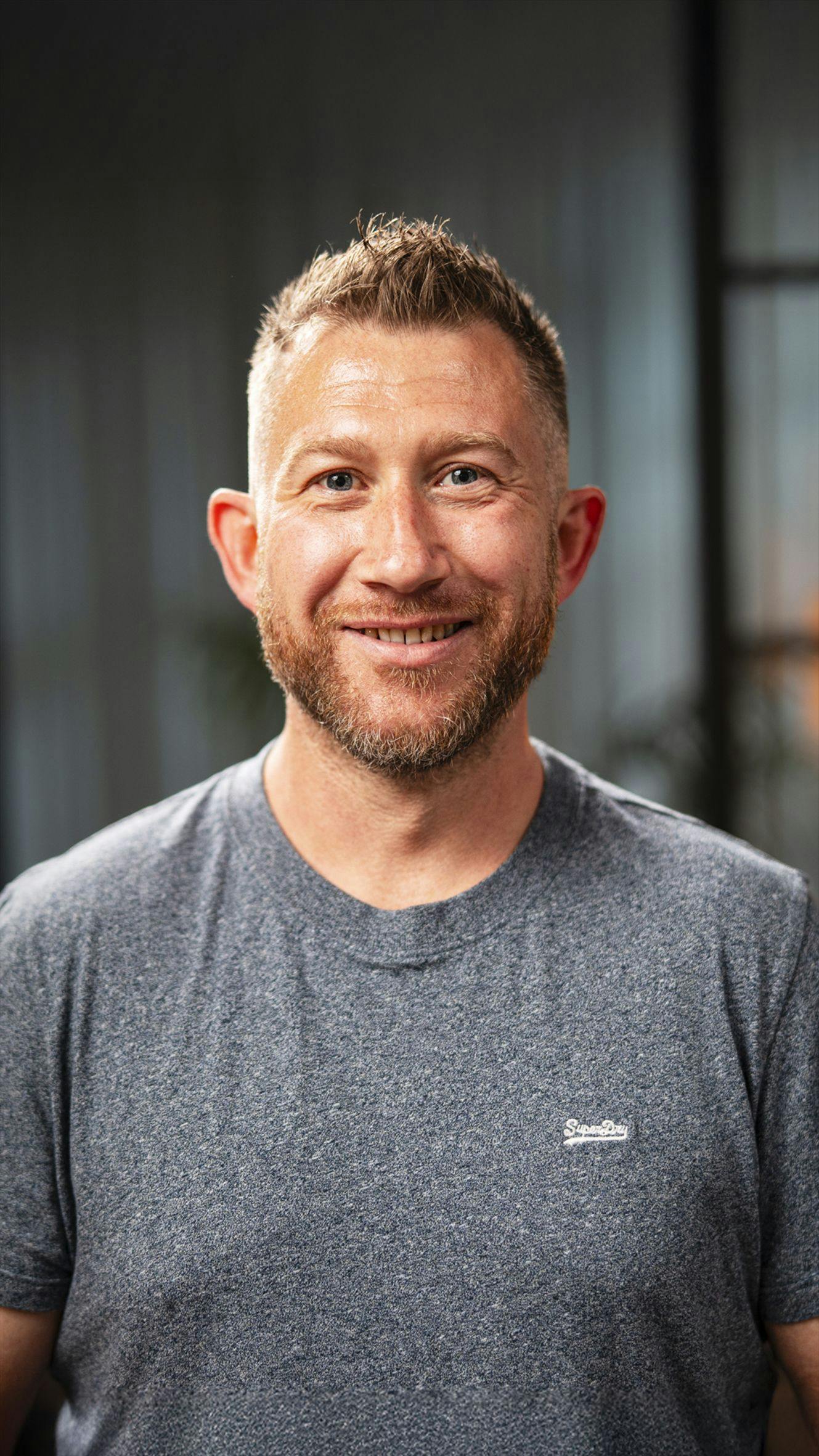 Sonny på 42 år er fra Glejbjerg og arbejder som selvstændig cykelsmed