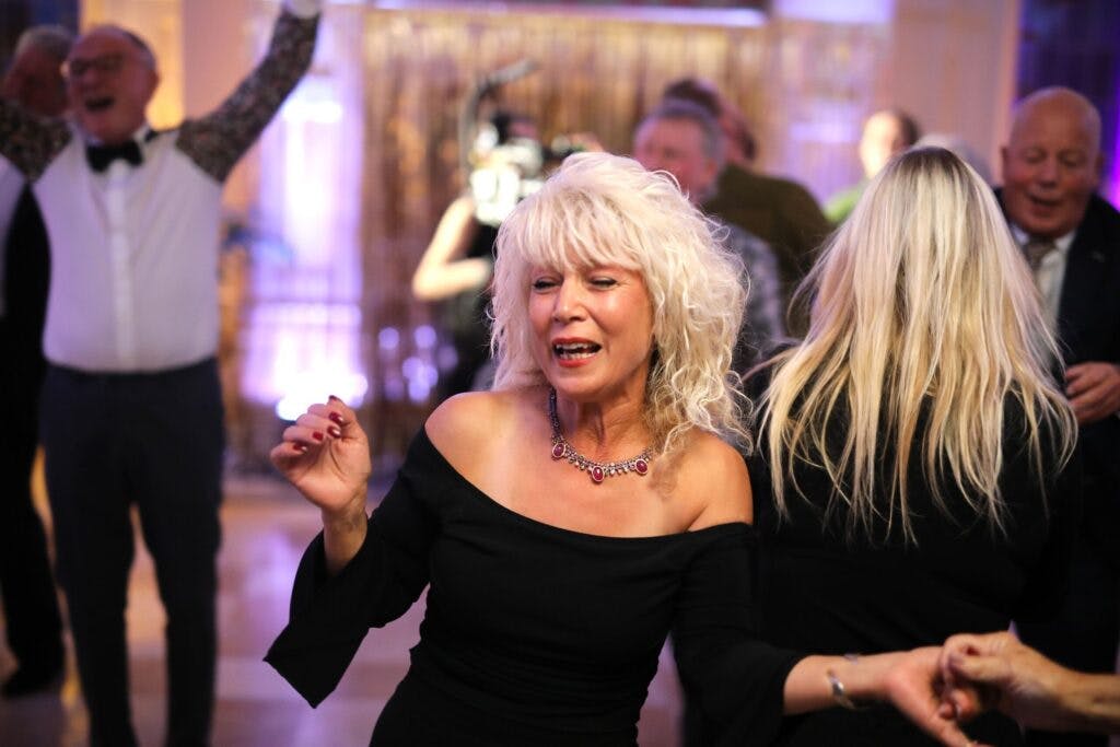 Der blev ikke sparet på fest og dans i denne sæson af ‘Hotel Romantik’