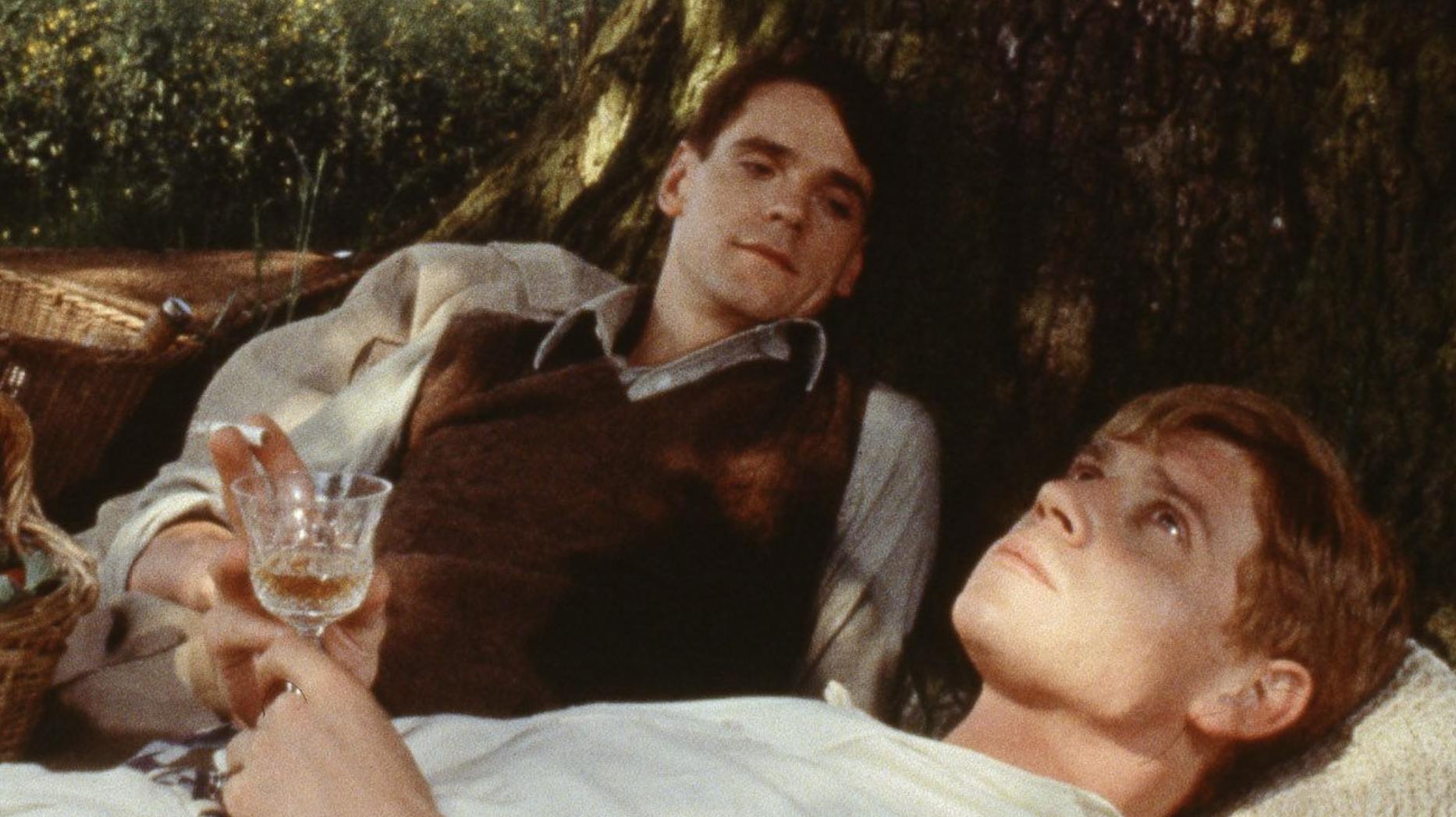 Jeremy Irons og Anthony Andrews som Charles og Sebastian i 'Gensyn med Brideshead'