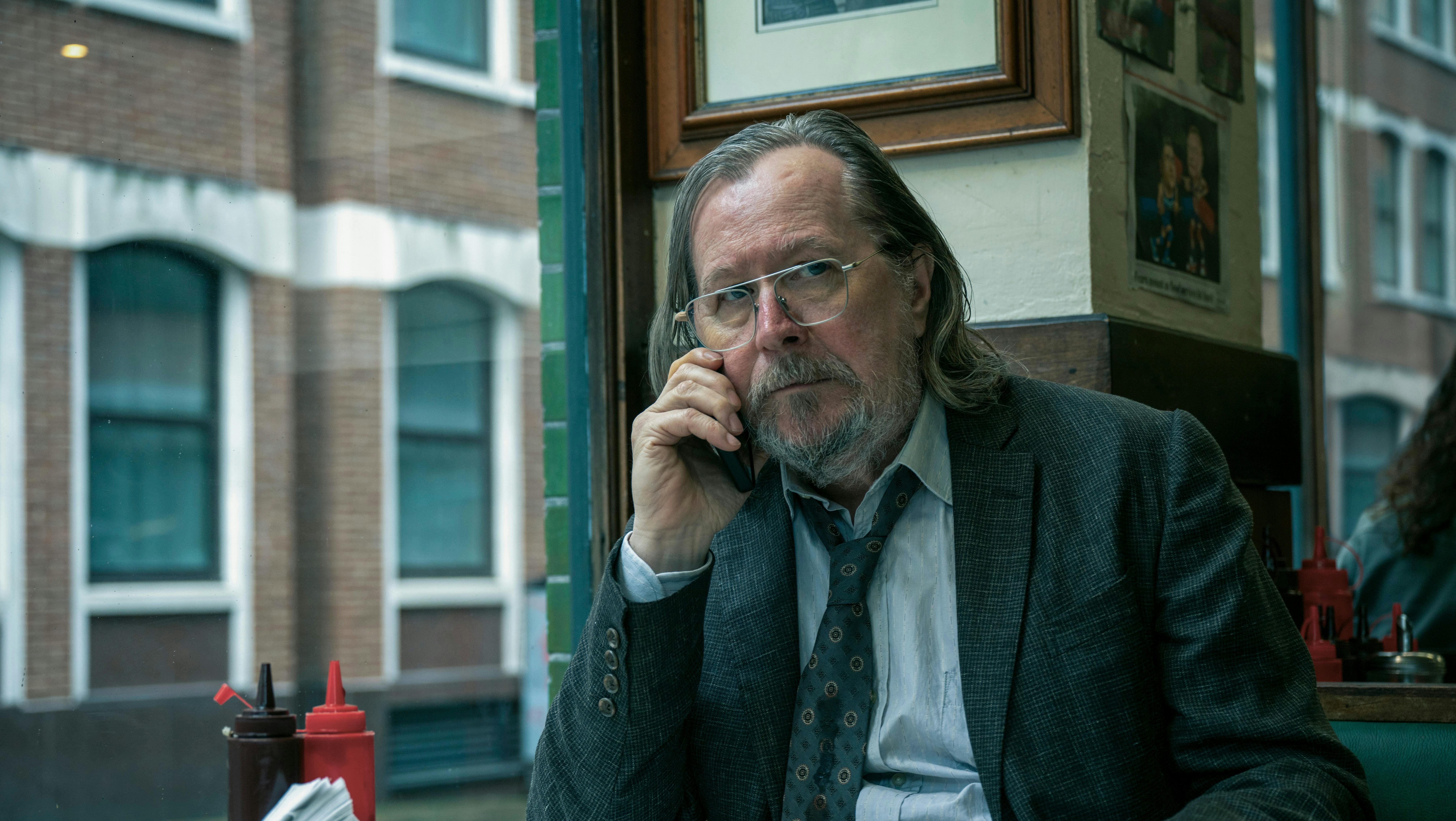 gary oldman slow horses sæson 5 anmeldelse