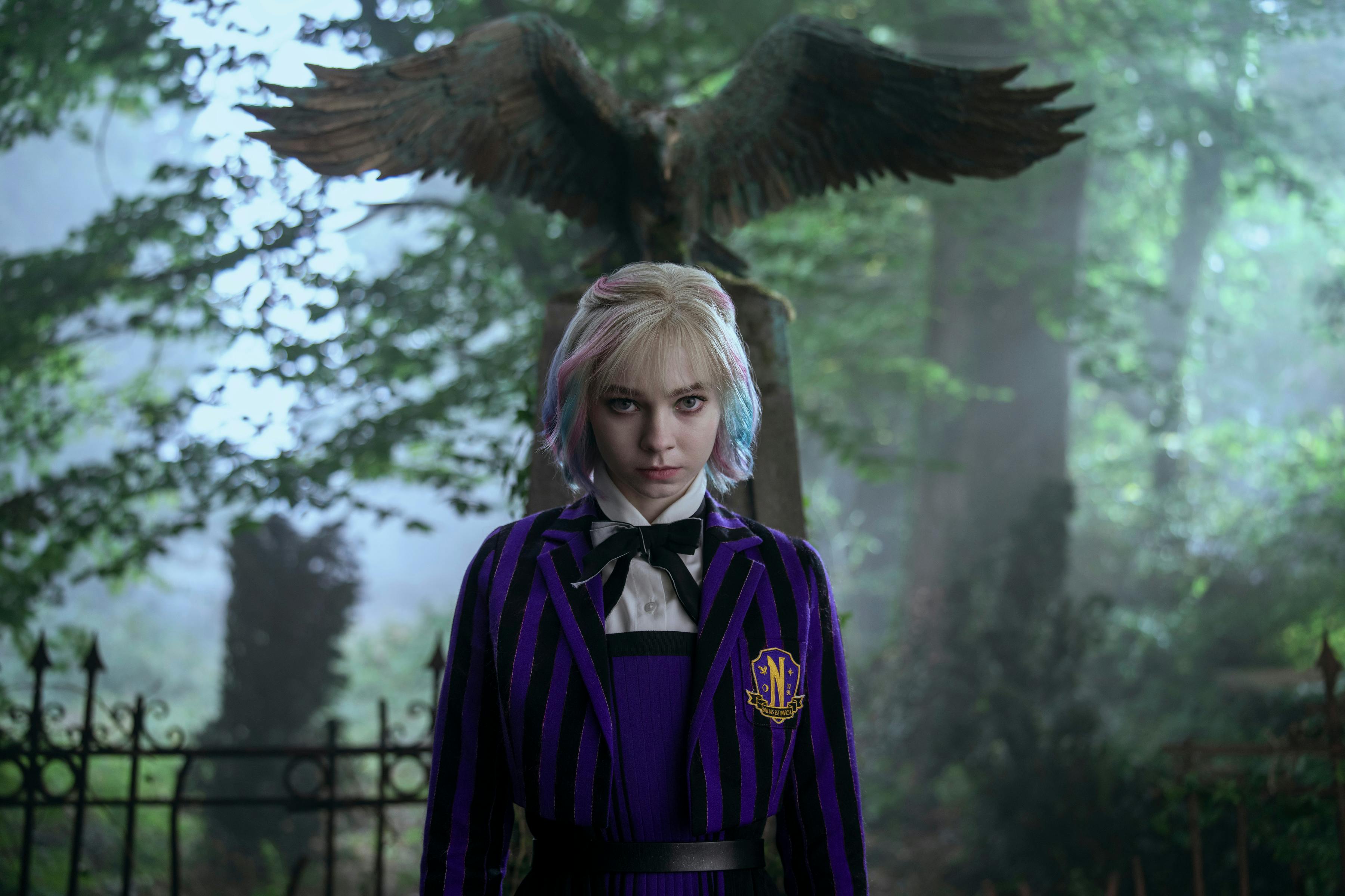 Wednesday anmeldelses. Emma Myers in episode 206 of Wednesday. Cr. Bernard Walsh/Netflix © 2025