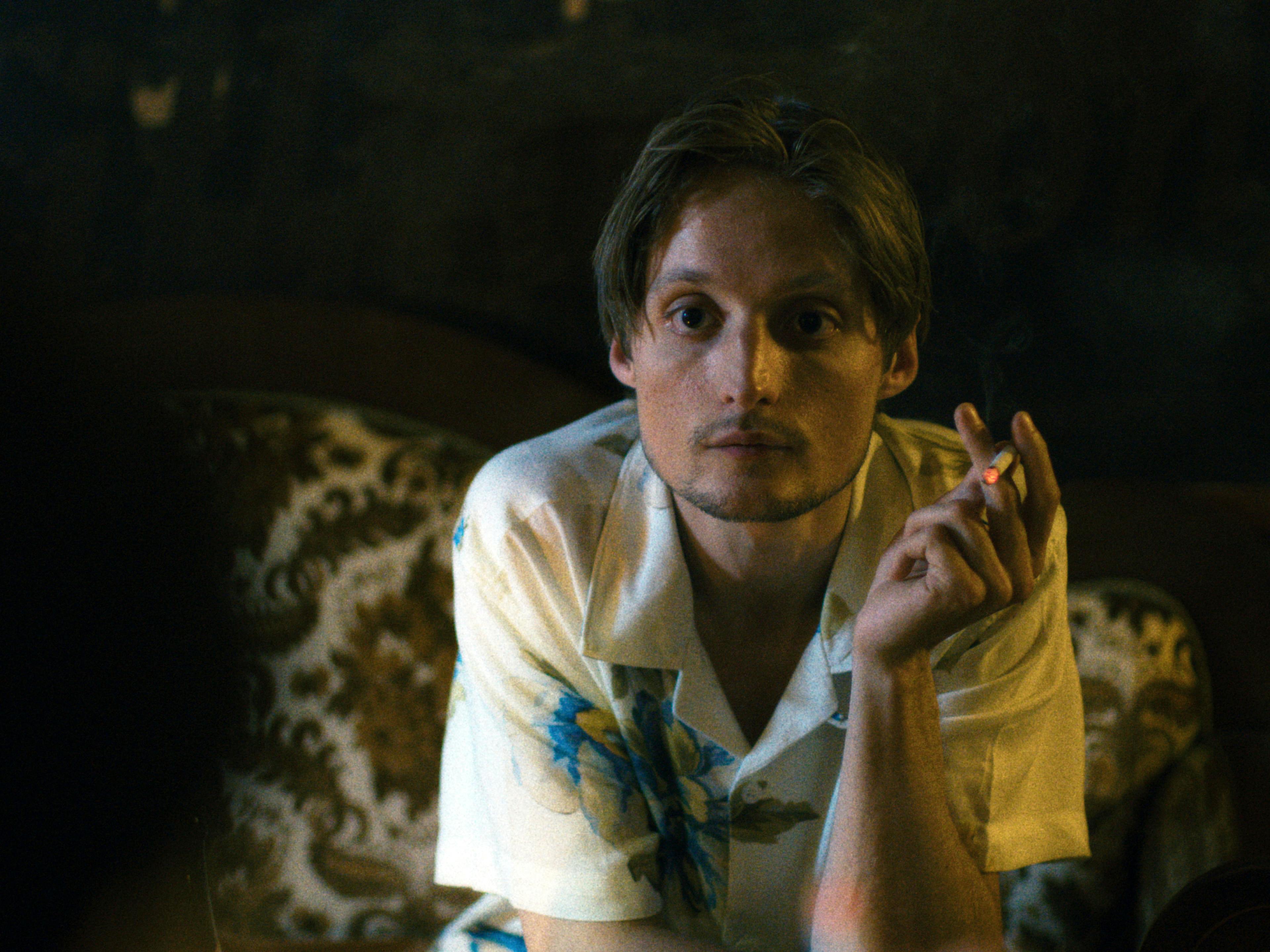 Christian (Rex Leonard) i 'Se gennem Aske'