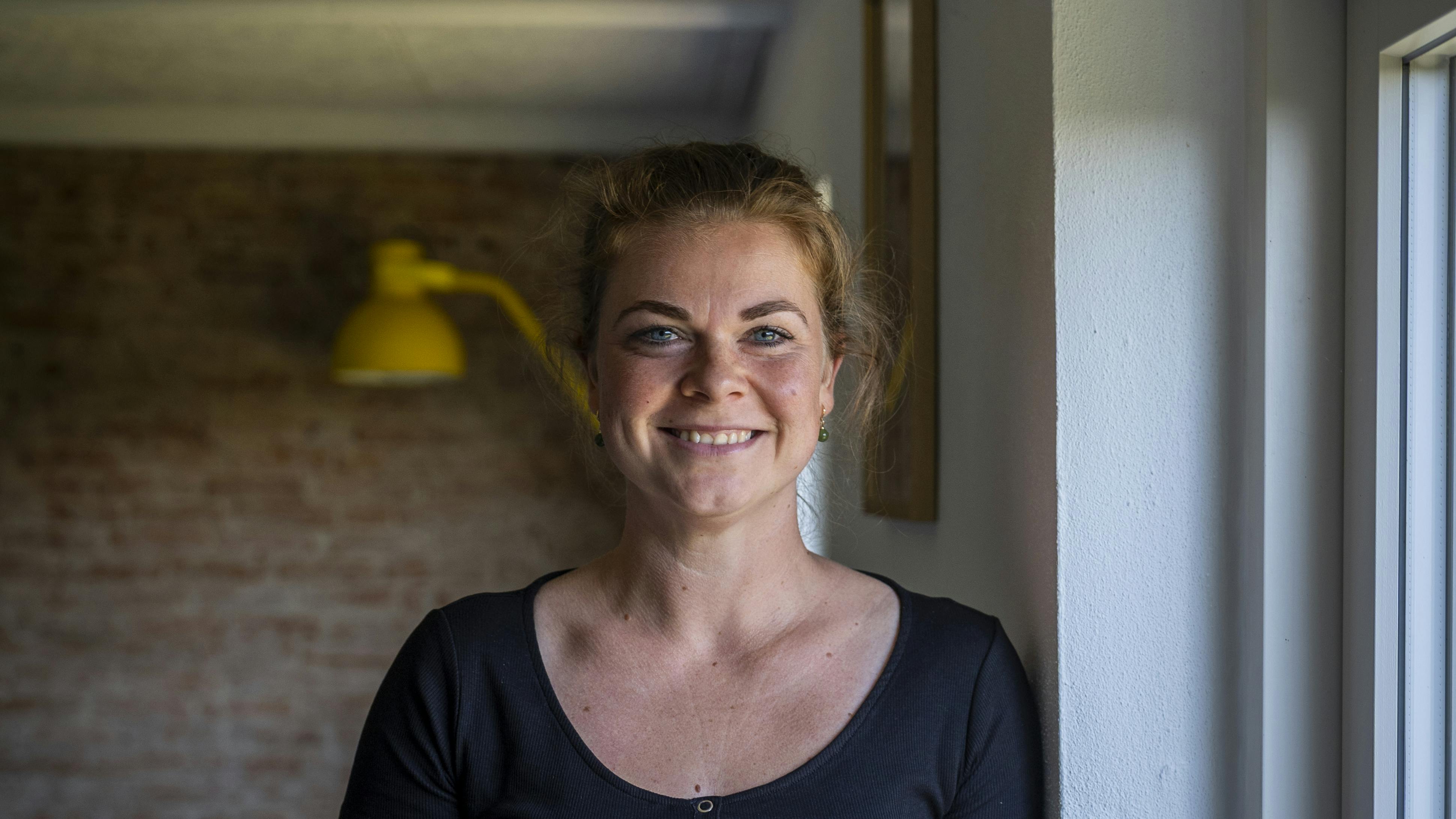 Laura fandt ikke kærligheden i tv-eksperimentet, men er klar til at kaste sig ud i kærlighedsjagten – lige om lidt vel at mærke