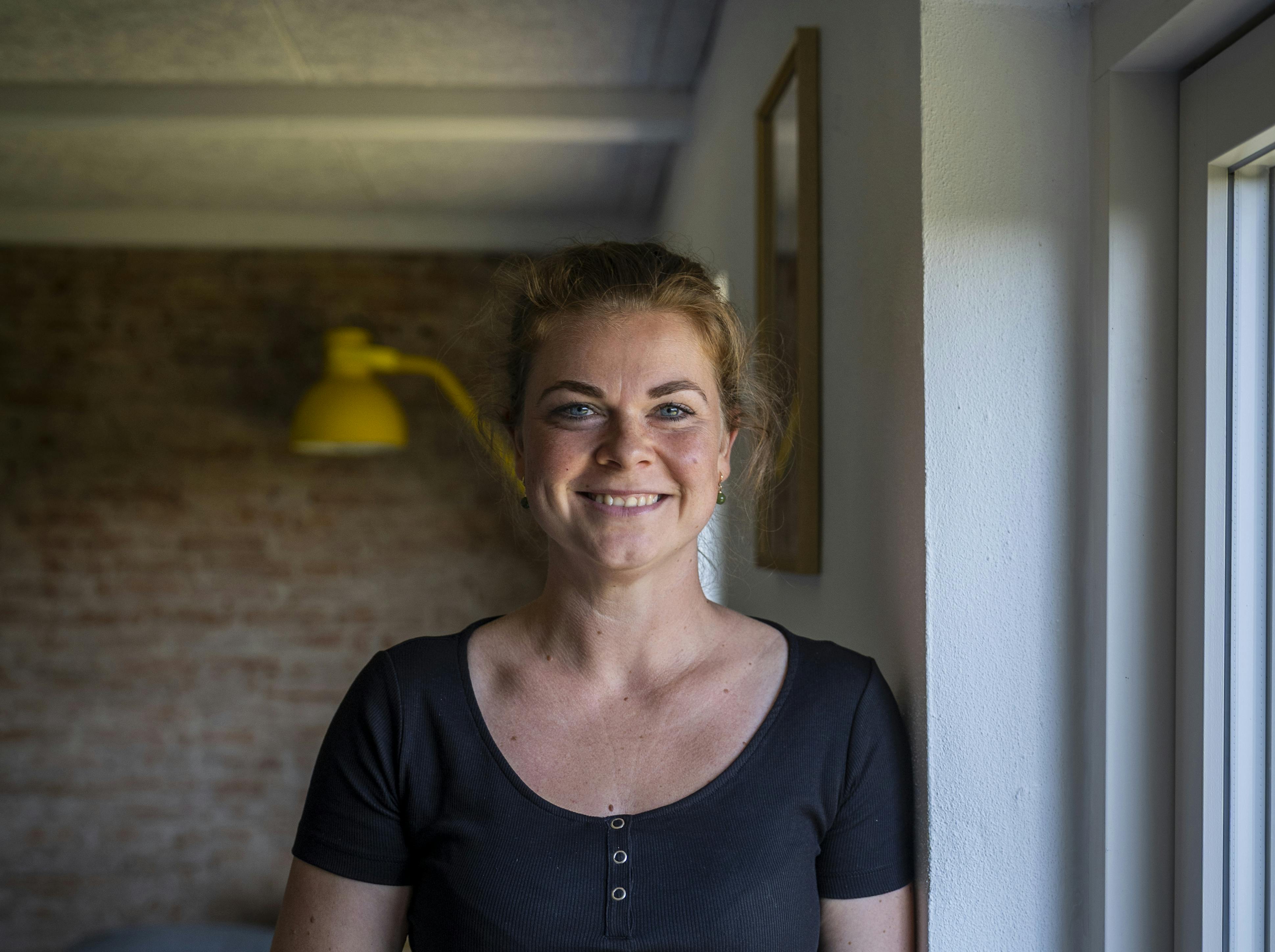 Laura fandt ikke kærligheden i tv-eksperimentet, men er klar til at kaste sig ud i kærlighedsjagten – lige om lidt vel at mærke