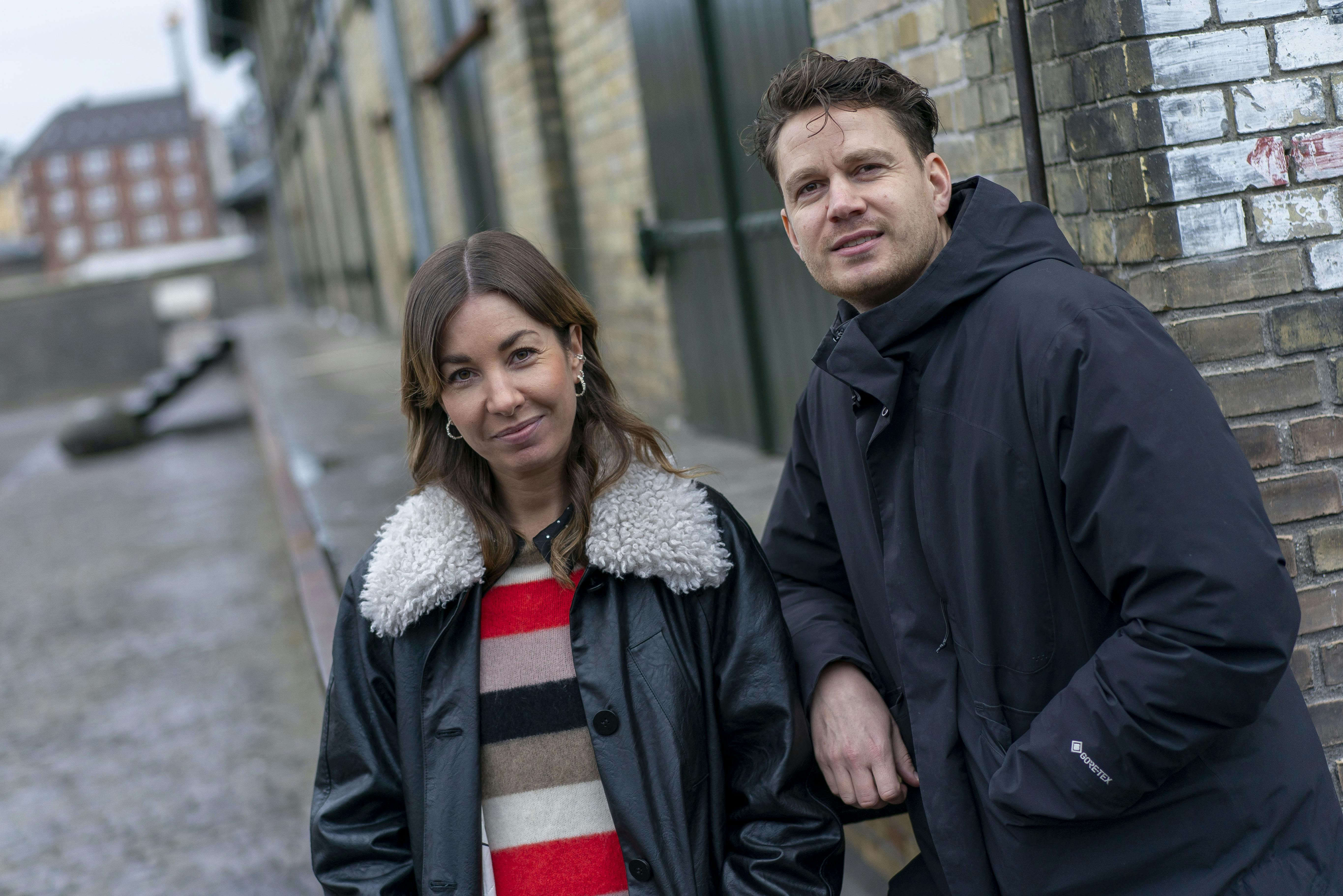 Den første sæson af 'Bag enhver mand' fik stor succes, så nu kommer endnu en sæson af serien