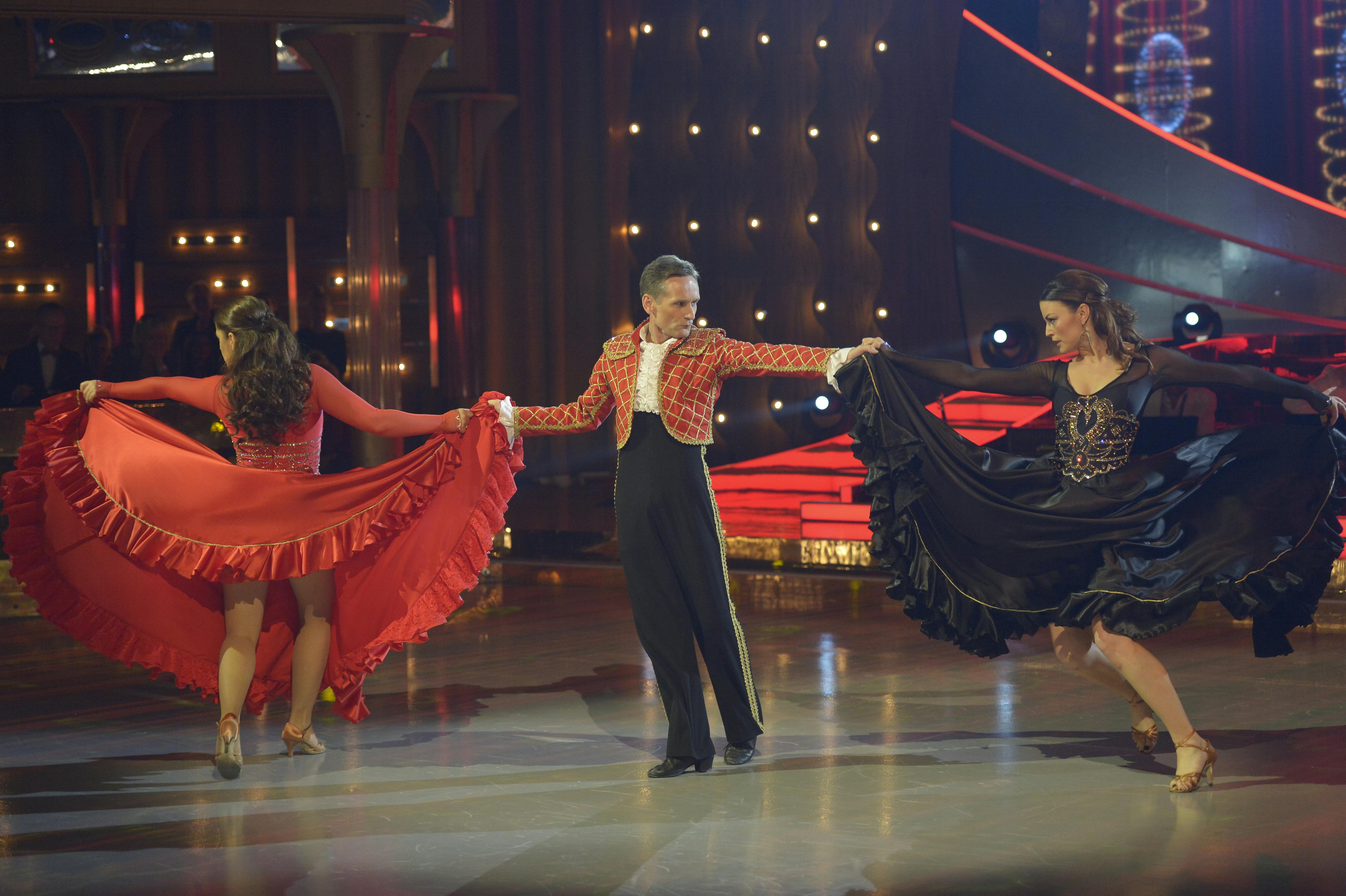 Allan Simonsen og Sofie Kruuse i deres allersidste dans, en paso double, der krævede en ekstra danser