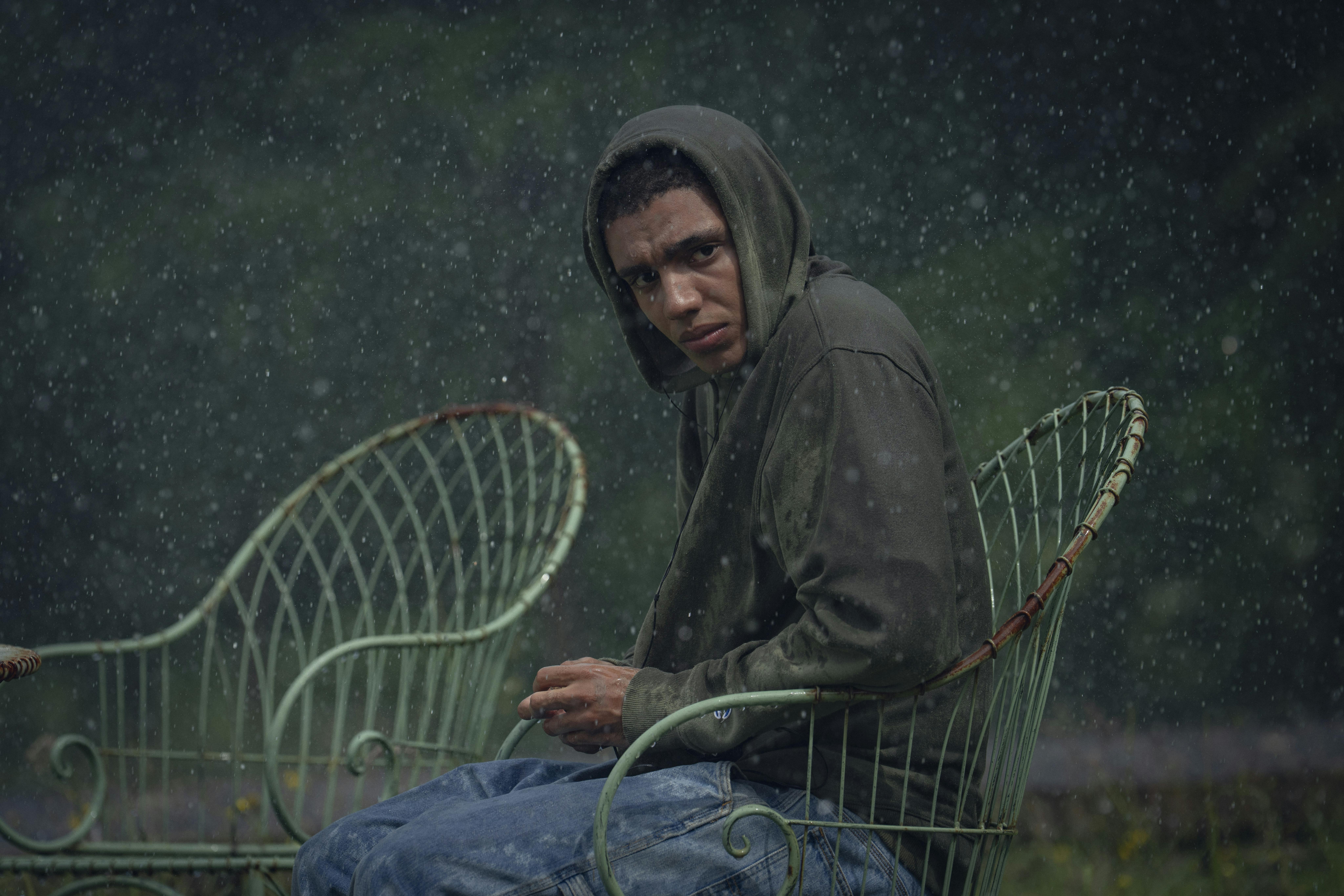 Jay Lycurgo as Shy steve anmeldelse