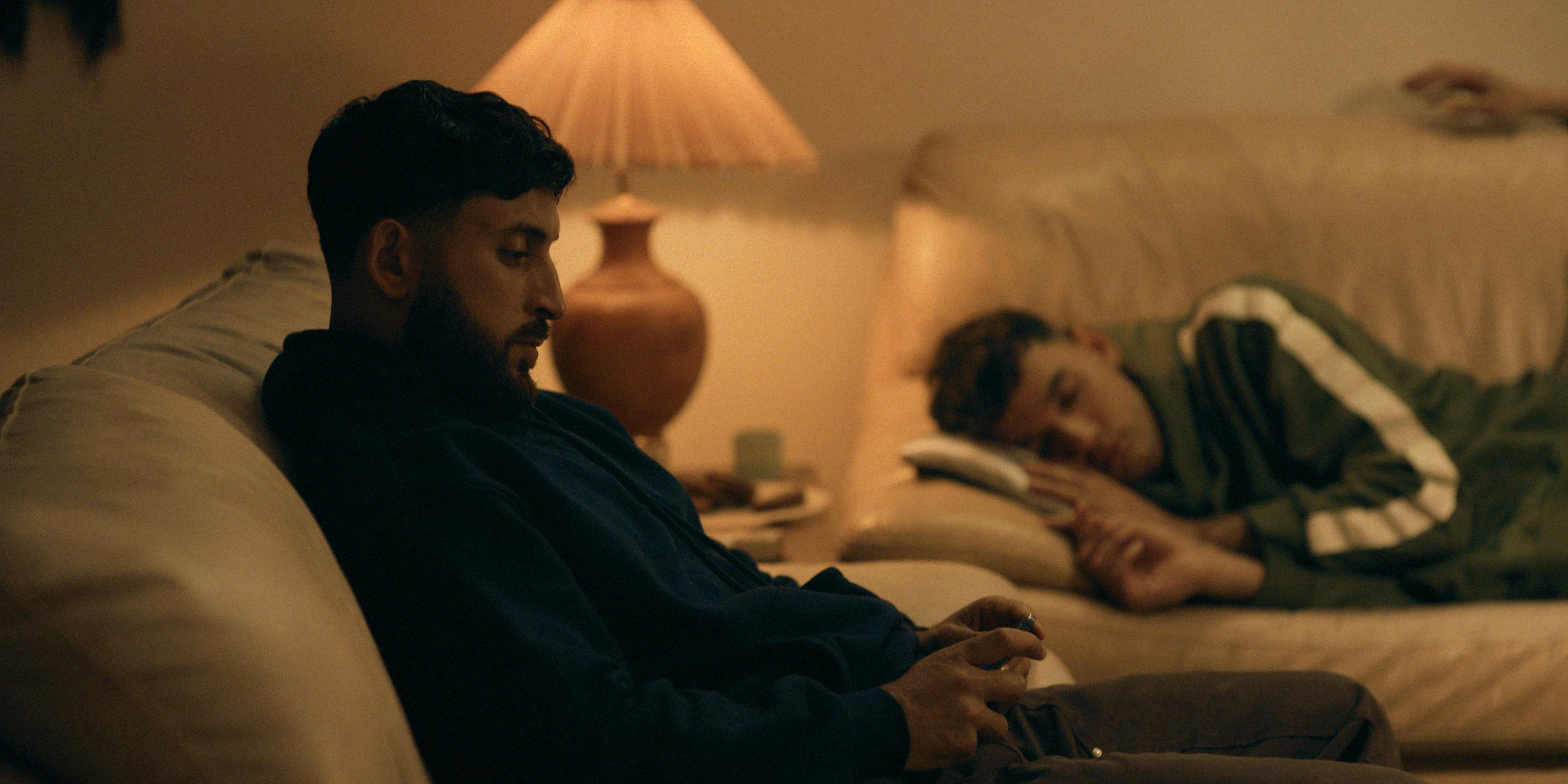 arian kashef abdul habib håb afzali familier i norden anmeldelse