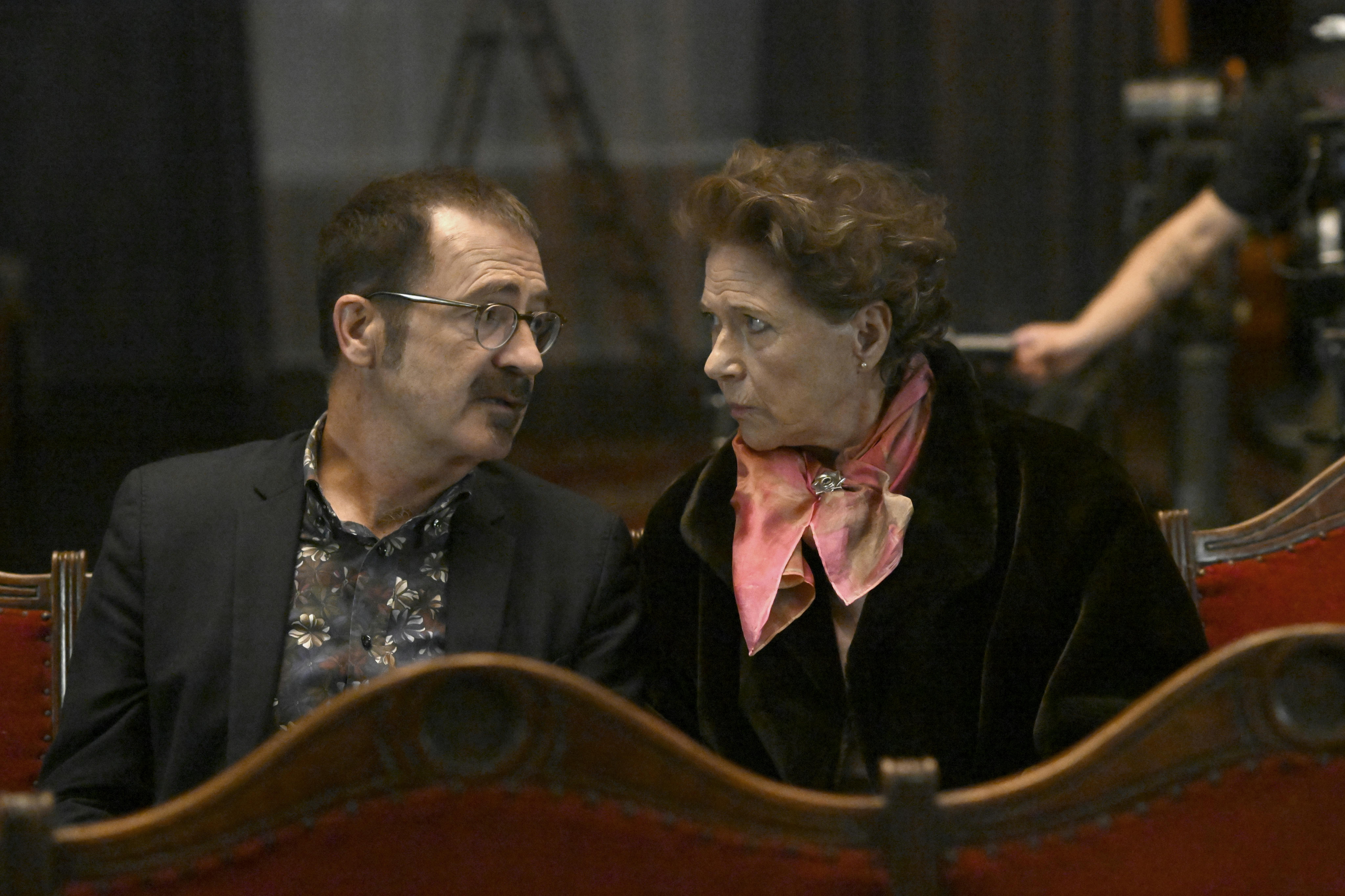 Adrian Hughes og Birthe Neumann i Jesper Dalgaards nye dokumentarfilm 'Mors drenge'