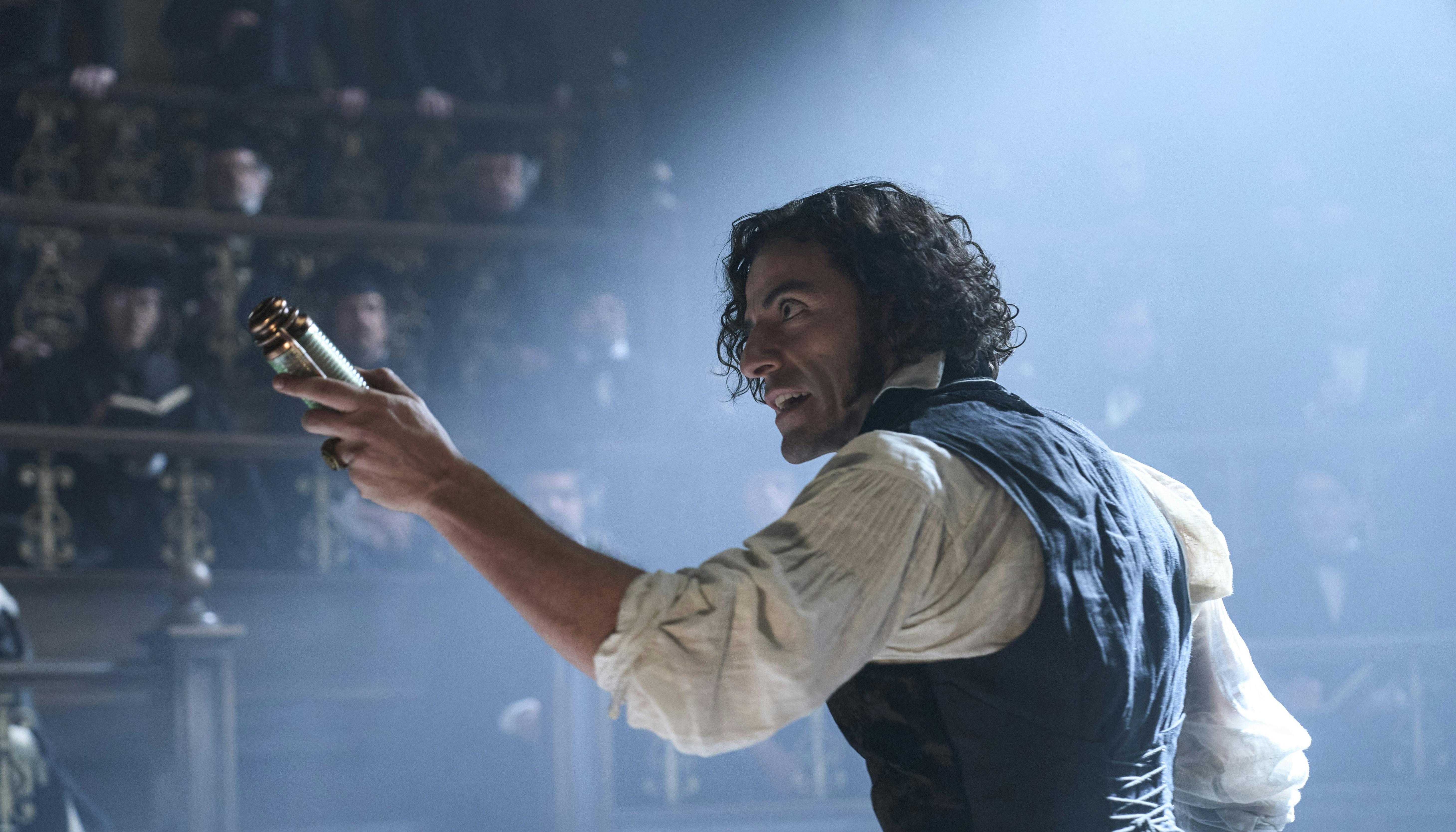 Frankenstein anmeldelse. Oscar Isaac as Victor Frankenstein in Frankenstein. Cr. Ken Woroner/Netflix © 2025.