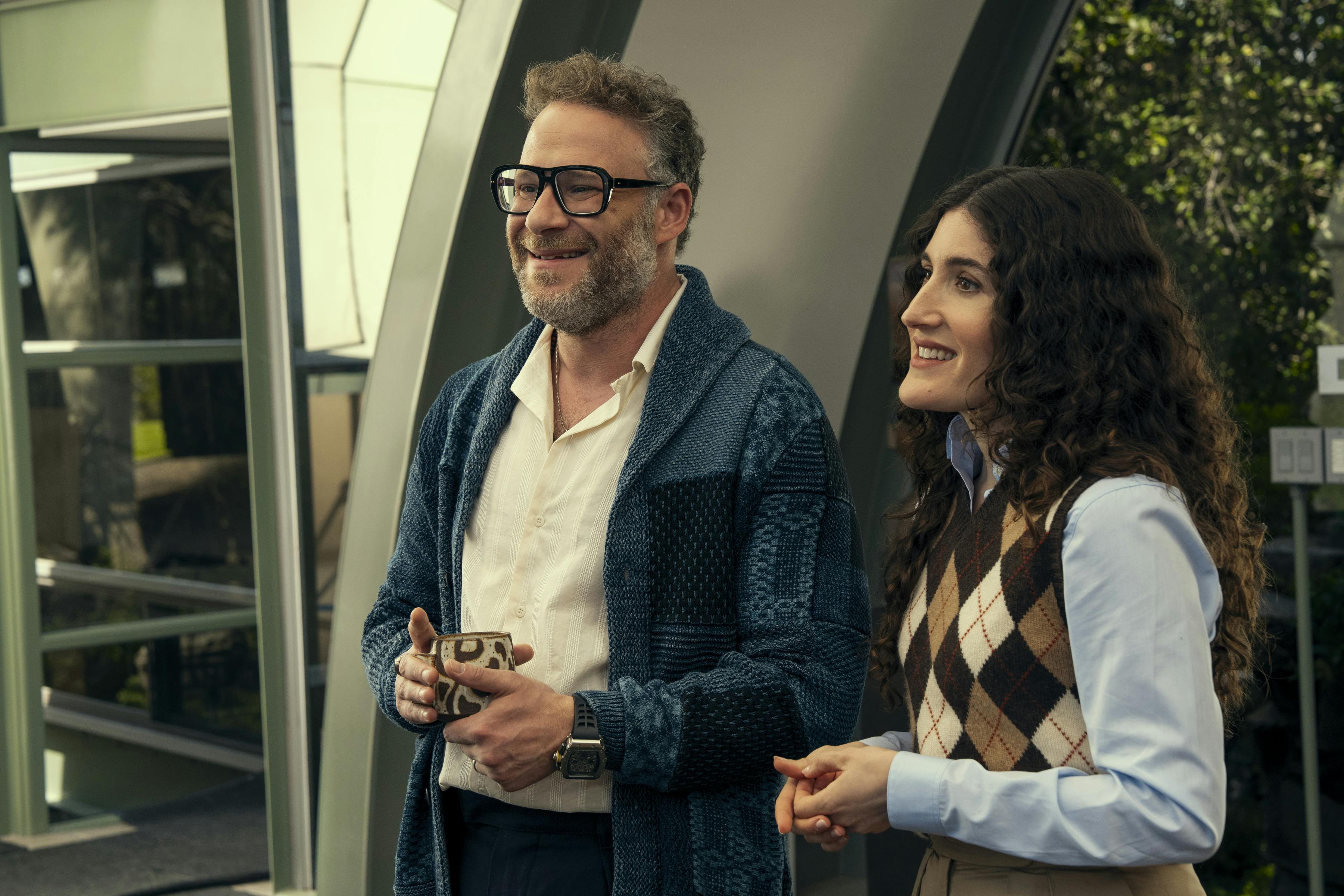 Nobody Wants This sæson 2 anmeldelse. (L to R) Seth Rogen as Rabbi Neil, Kate Berlant as Cami in episode 207 of Nobody Wants This. Cr. Erin Simkin/Netflix © 2025