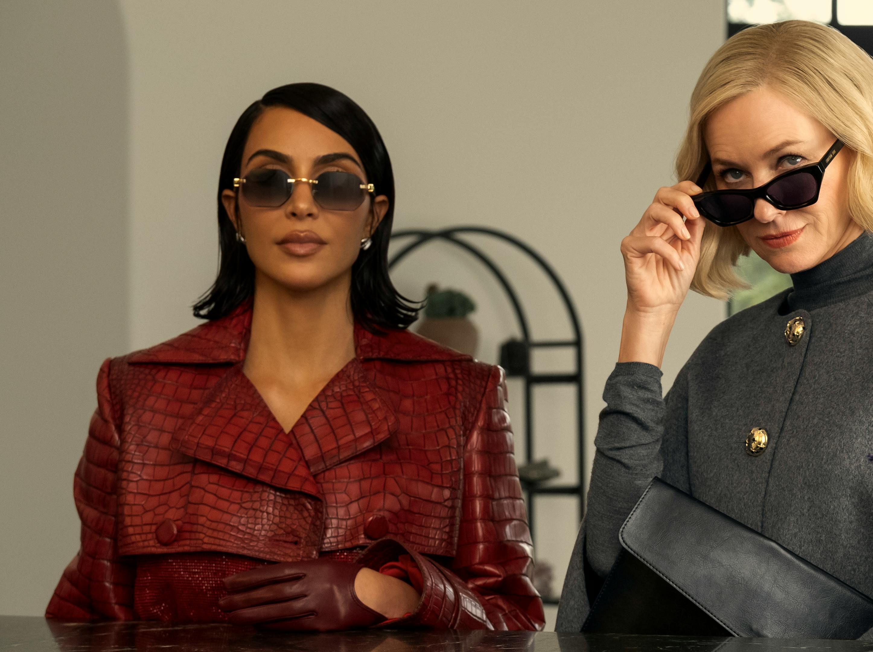 Kim Kardashian og Naomi Watts i Ryan Murphys 'All's Fair'