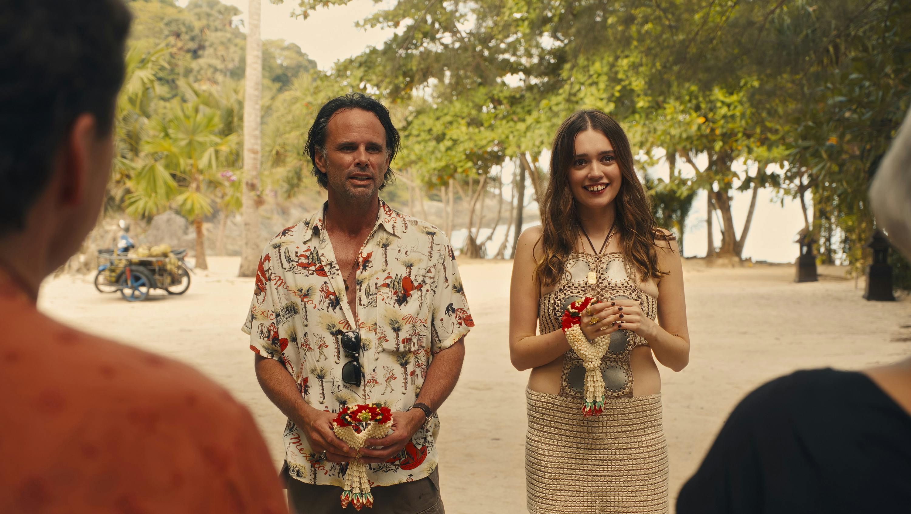 Walton Goggins og Aimee Lou Wood i 3. sæson af 'The White Lotus'