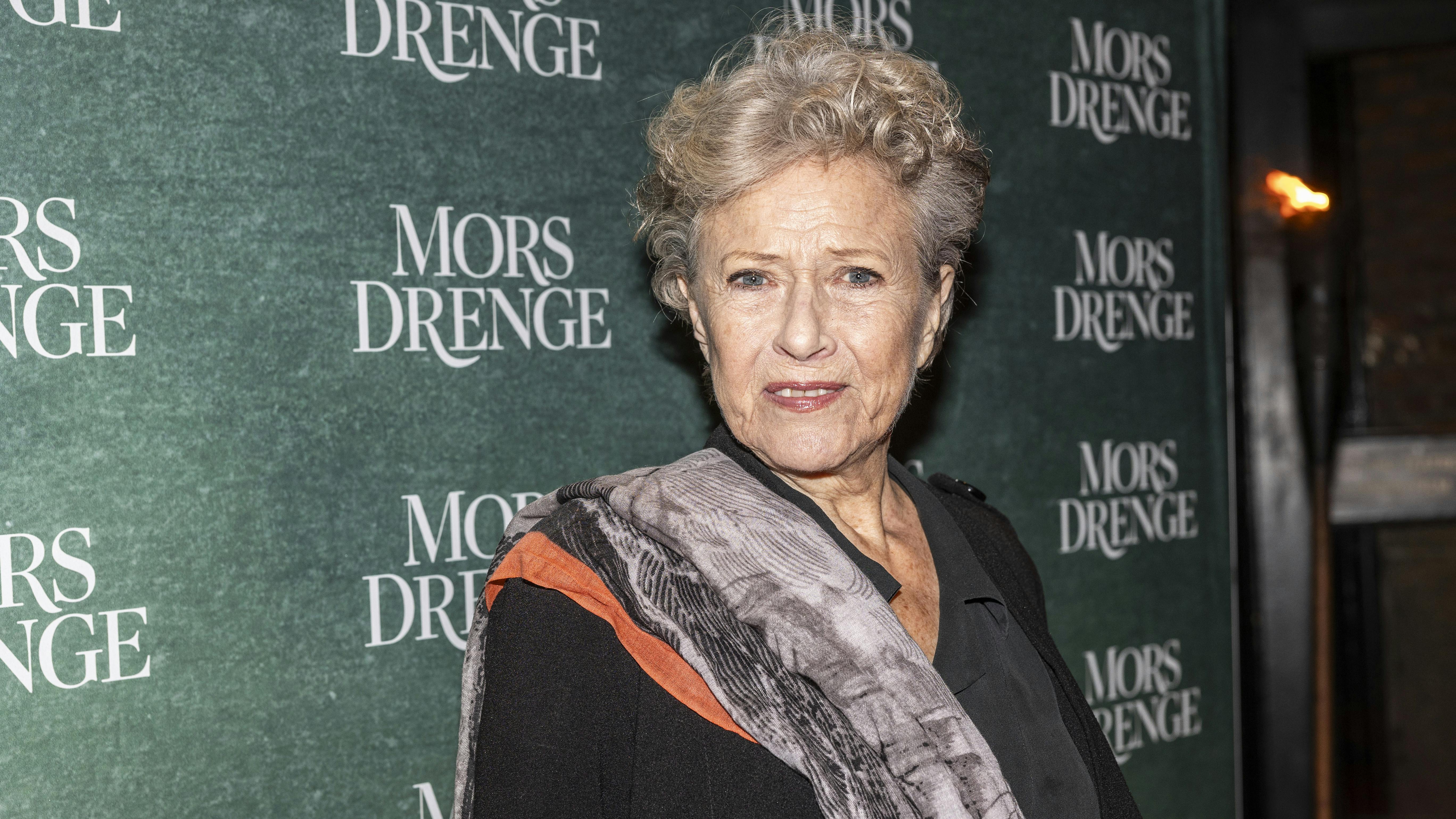 Birthe Neumann ved premieren på 'Mors drenge'