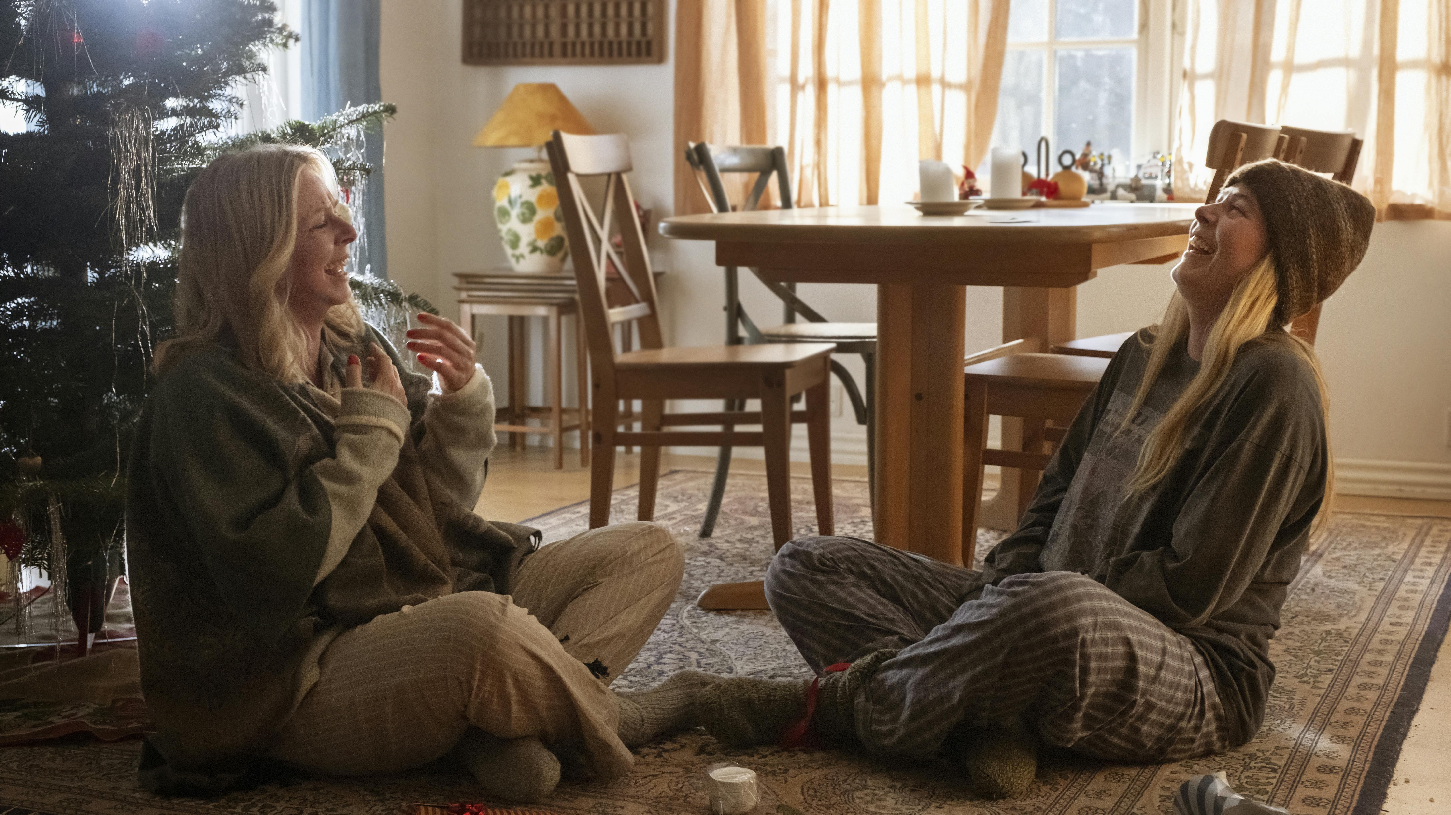 Lene Maria Christensen og Freja Klint Sandberg grinede meget under optagelserne til 'Ingen kære mor'