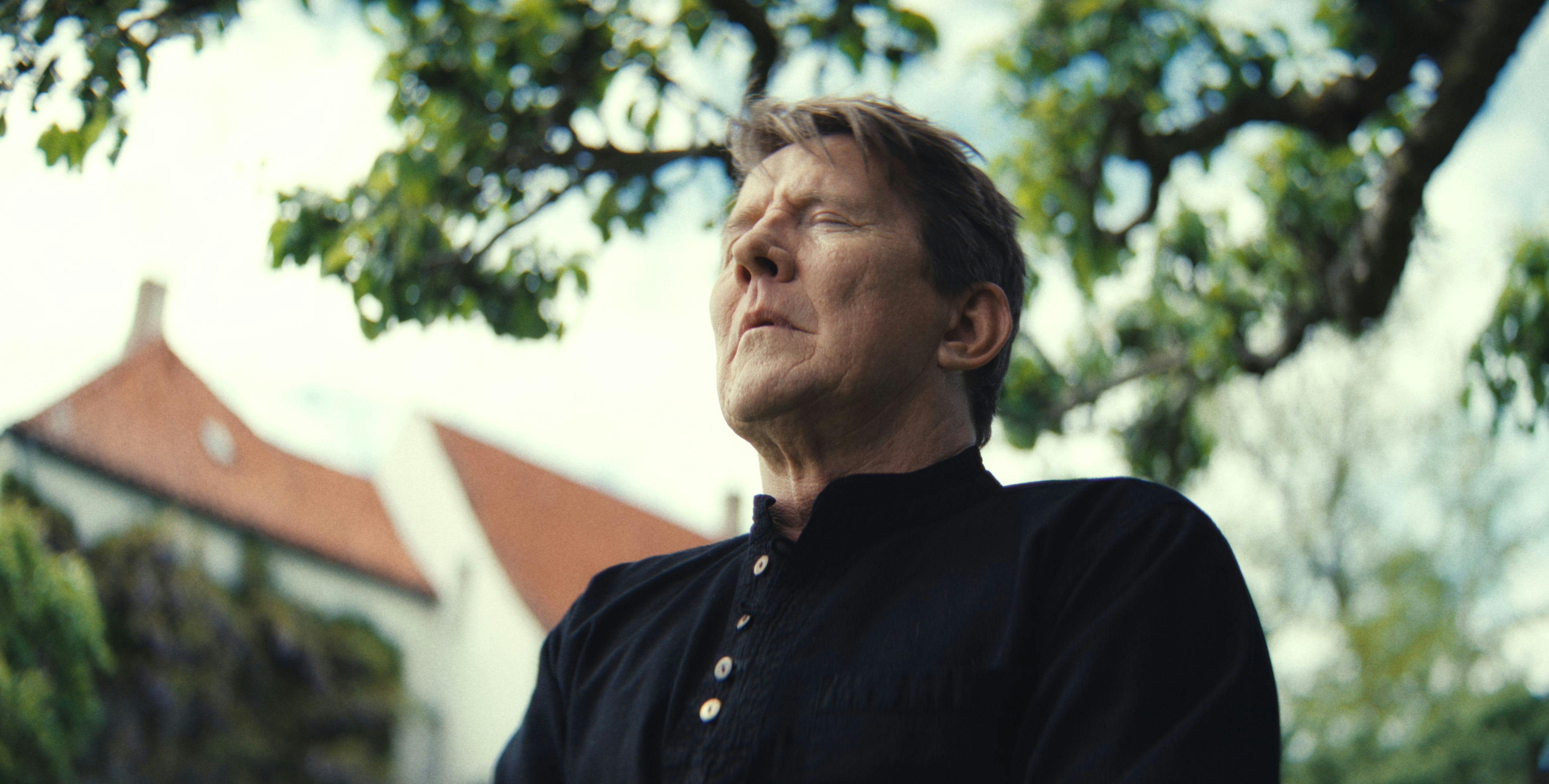 Anmeldelse af 'Tak for ingenting' på DR