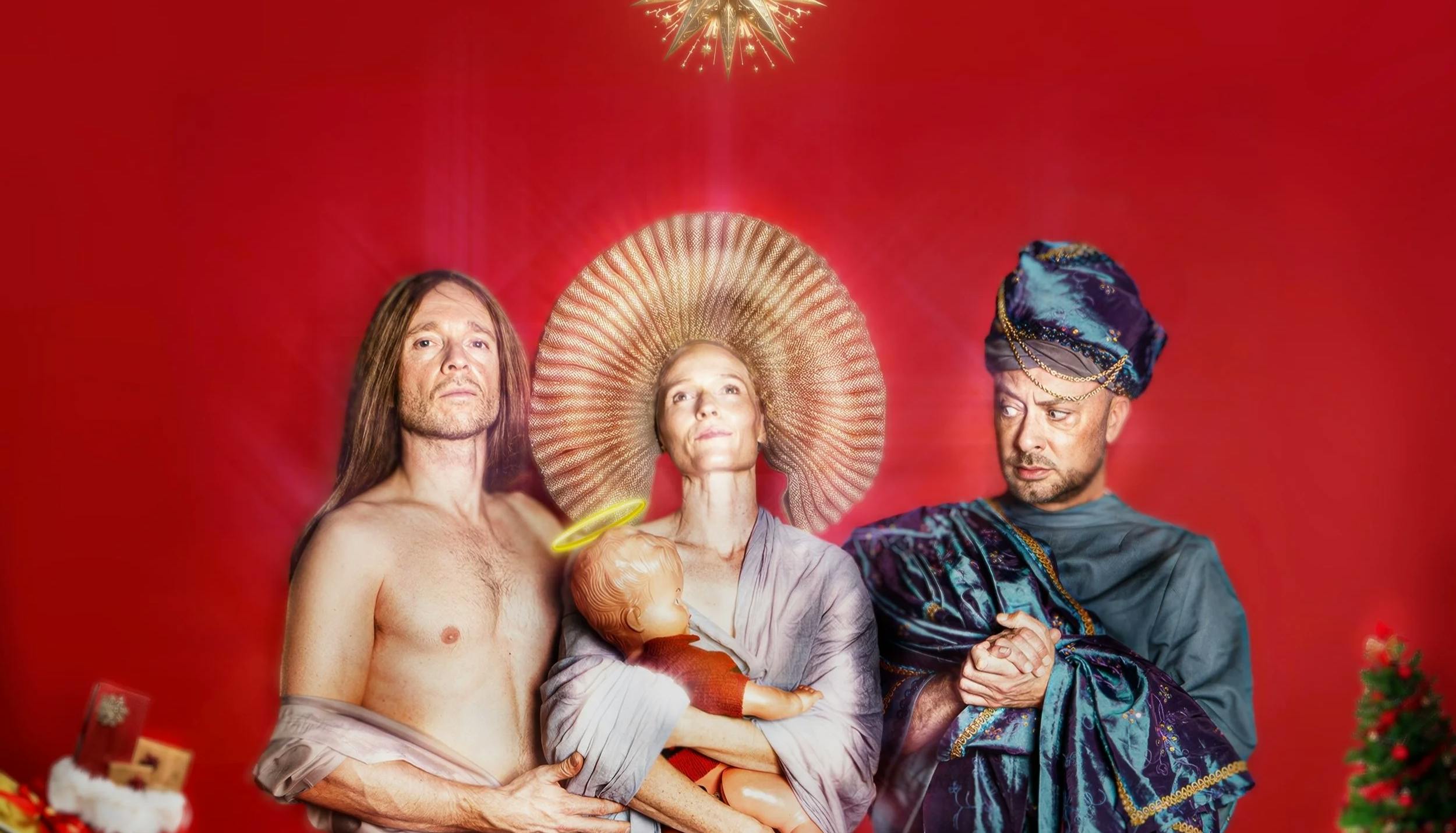 Anmeldelse af 'Genbrugsjul med Platt-form' på Aveny-T