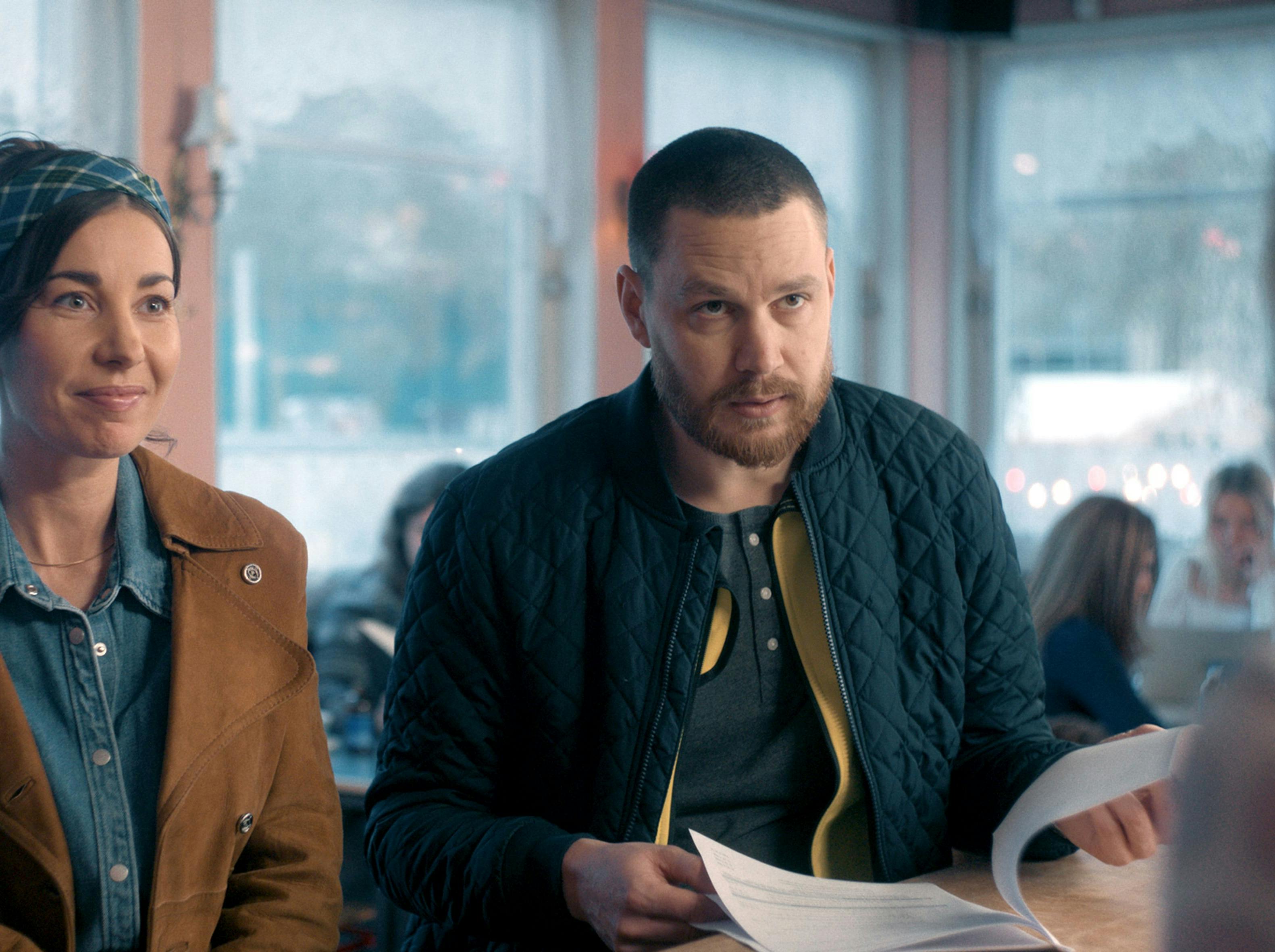 Julie Rudbæk og Jesper Zuschlag bag enhver mand sæson 2 anmeldelse