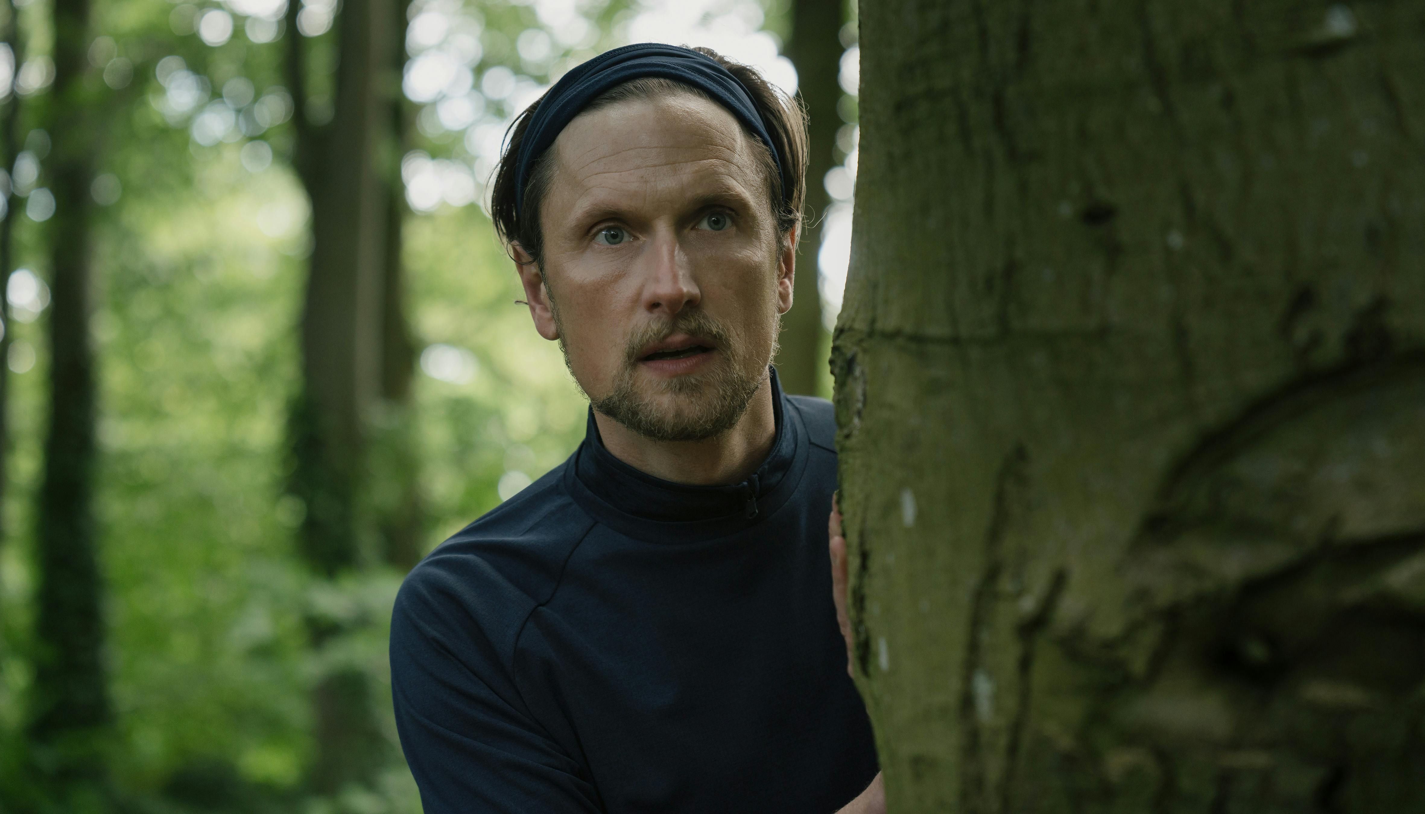 Anmeldelse af 'Mand op!' af Frederikke Aspöck