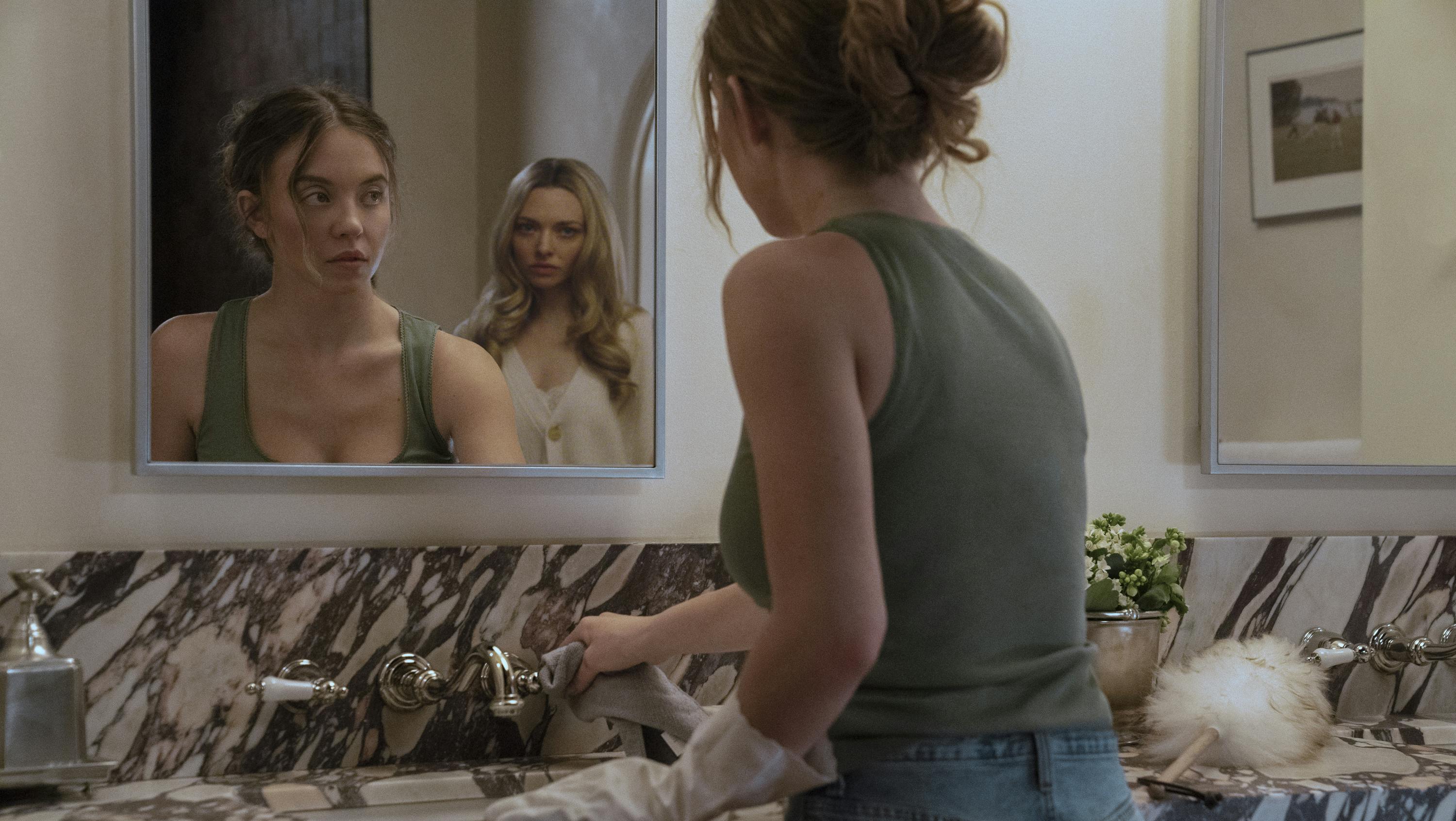 sydney sweeney amanda seyfried the housemaid anmeldelse