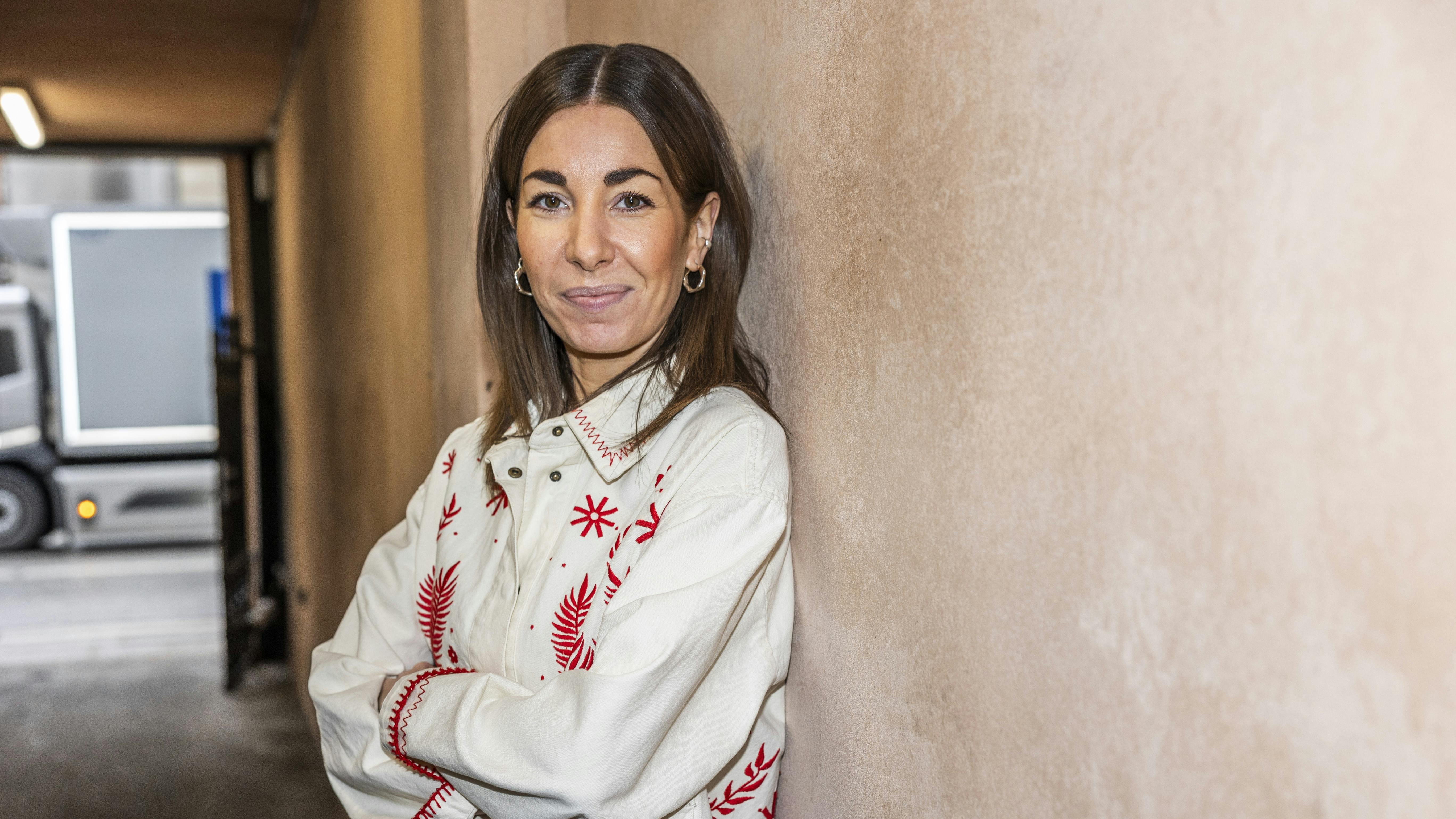 Pressemøde - Bag enhver mand, Julie Rudbæk