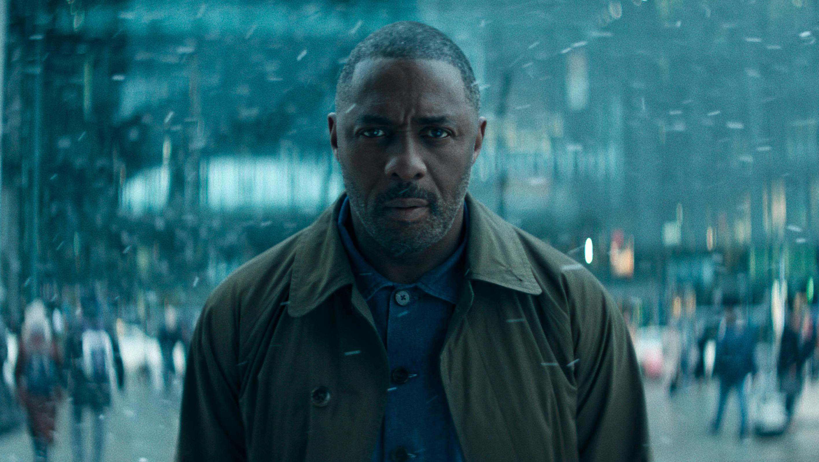Idris Elba i 'Hijack'