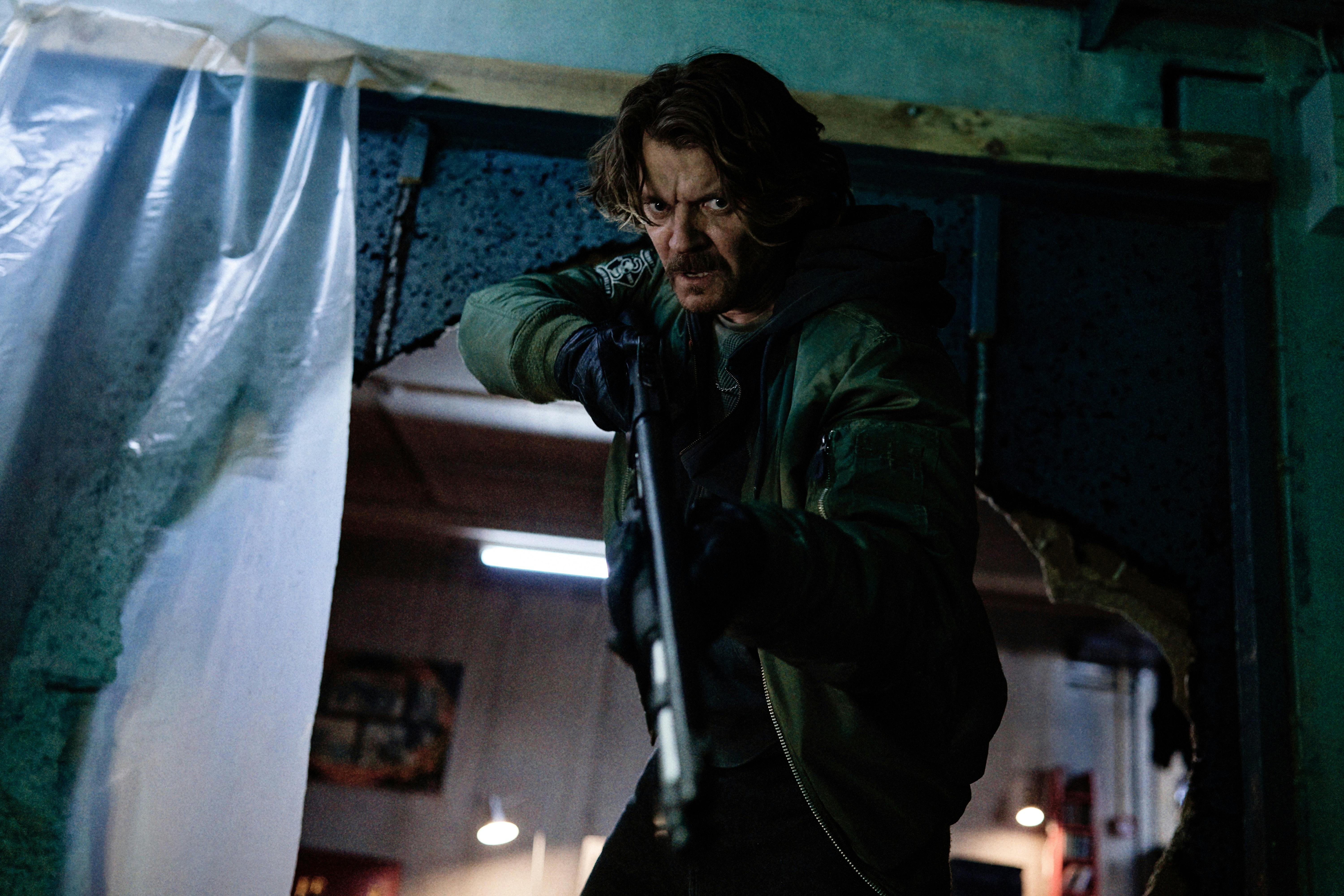 Pilou Asbæk i 'Slangedræber' på Prime Video