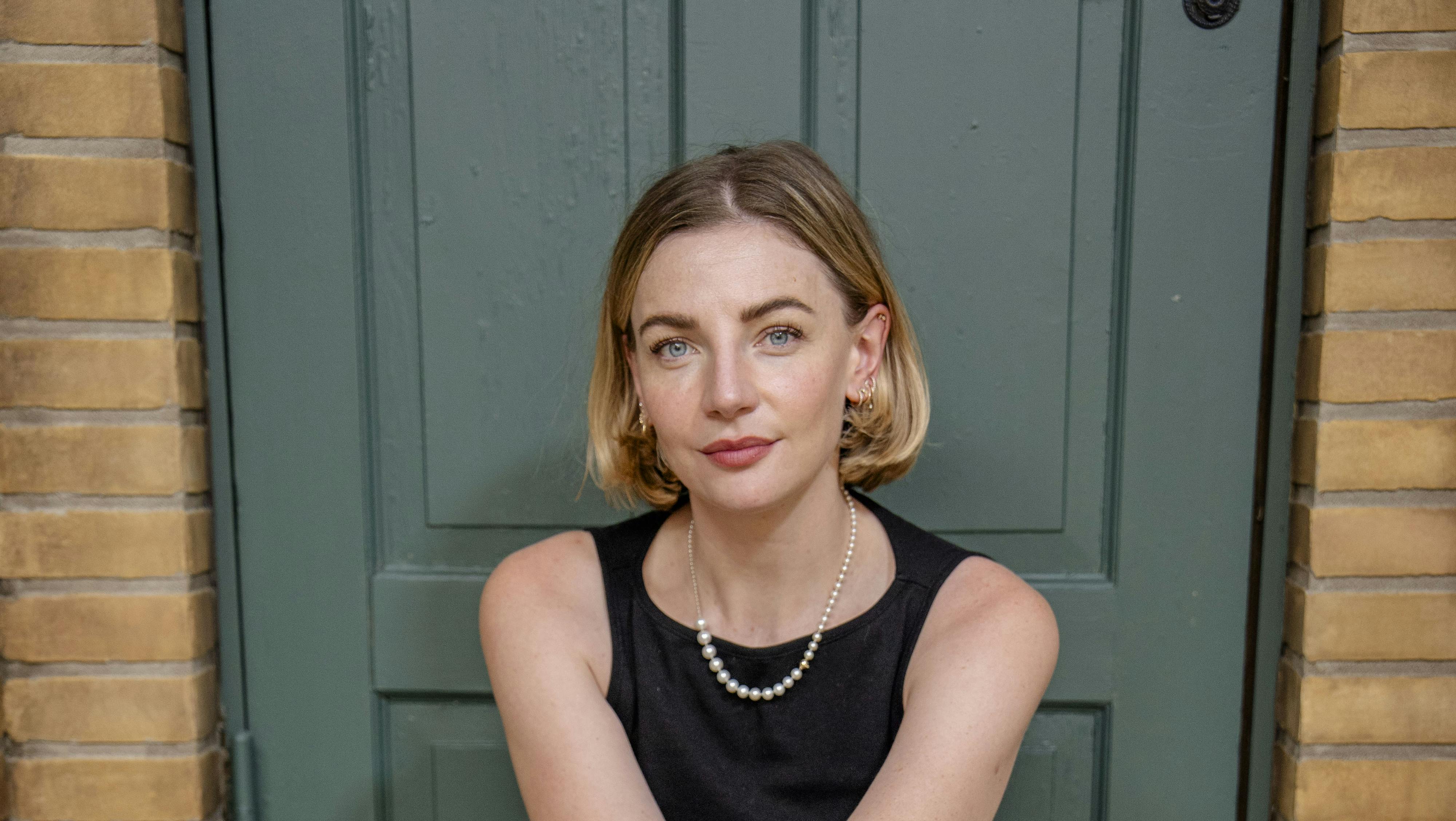 Fra 'Kafka på Stranden' til 'Shamran': Molly Egelind fortæller om fire bøger, hun bærer med sig