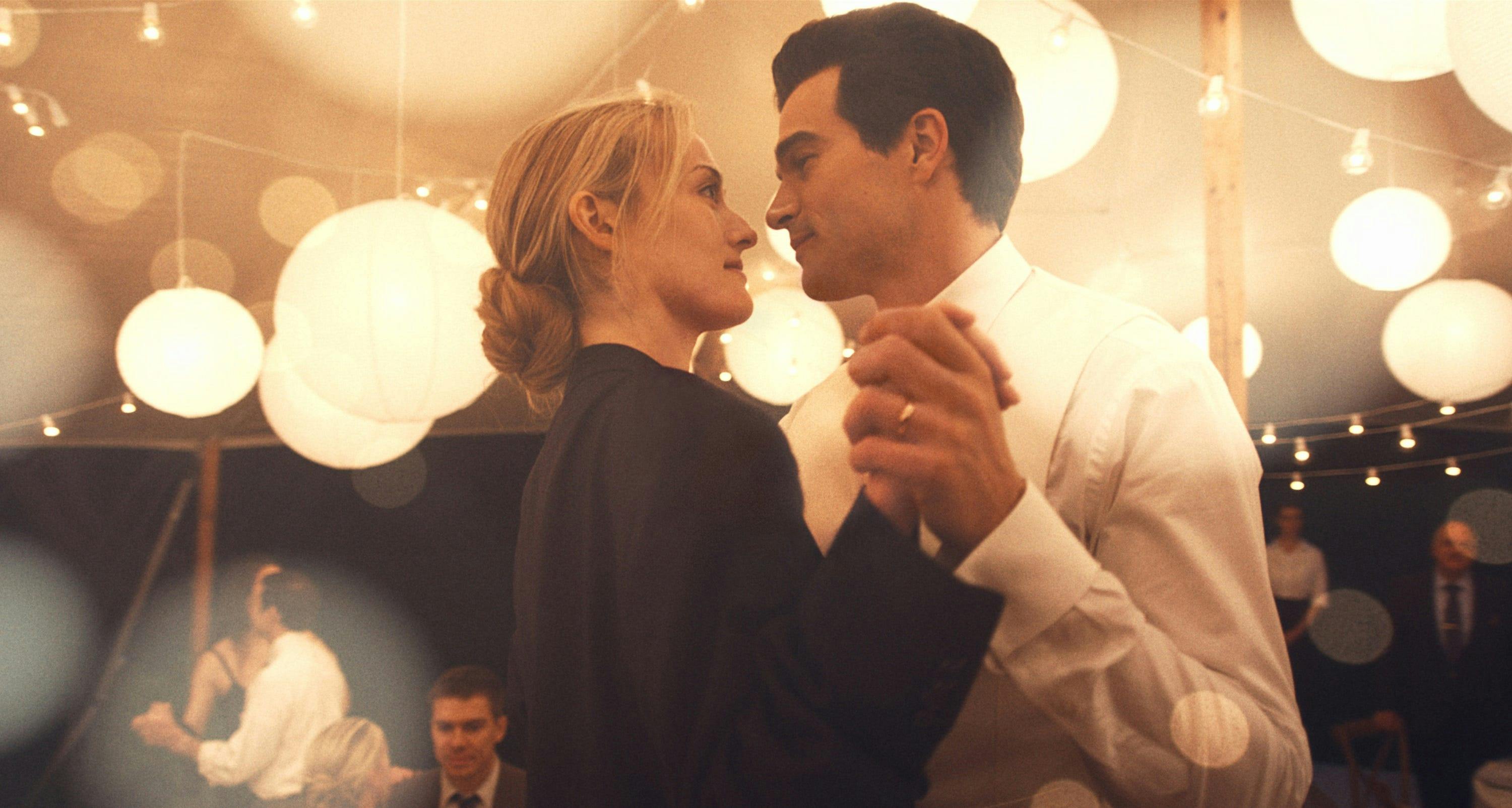 'Love Story: John F. Kennedy Jr. & Carolyn Bessette'