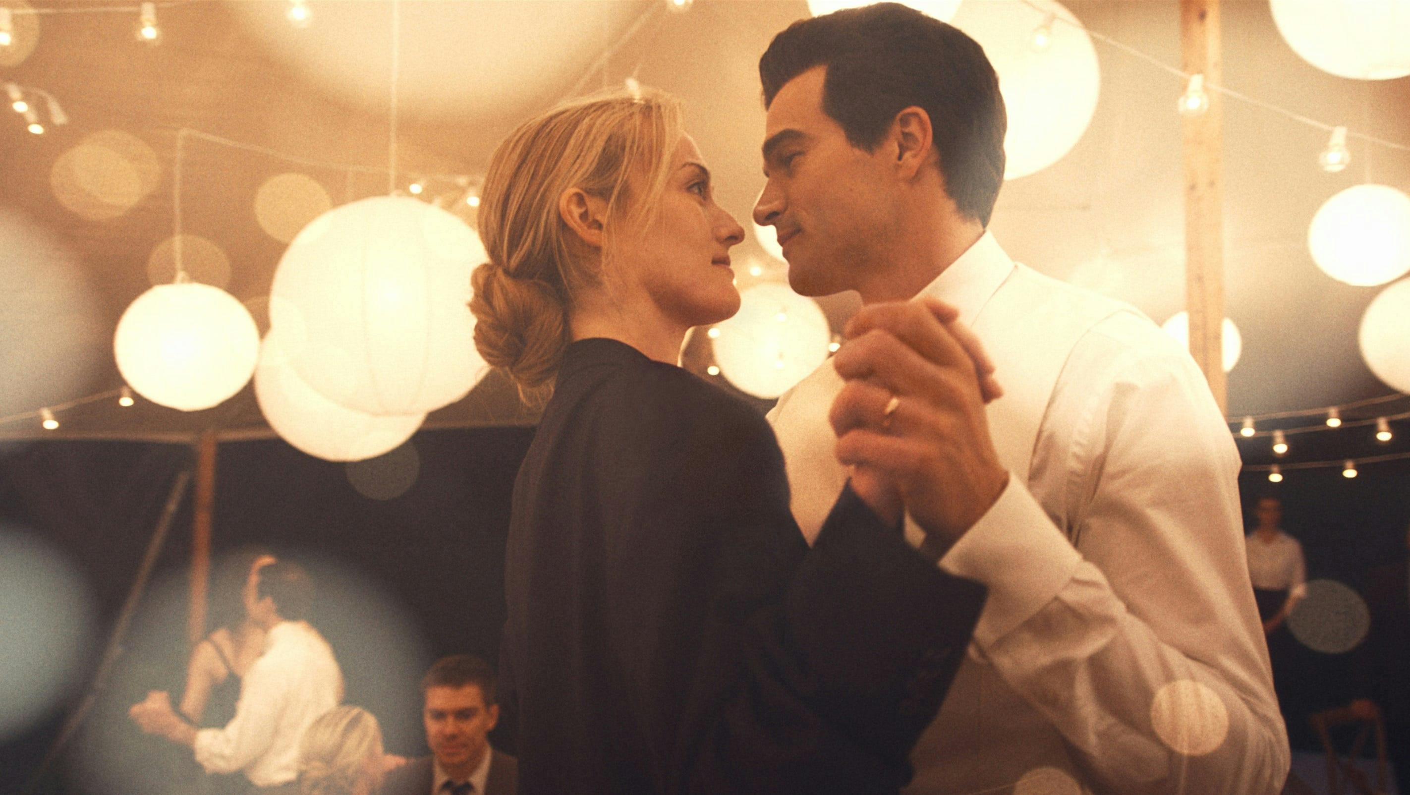 'Love Story: John F. Kennedy Jr. & Carolyn Bessette'